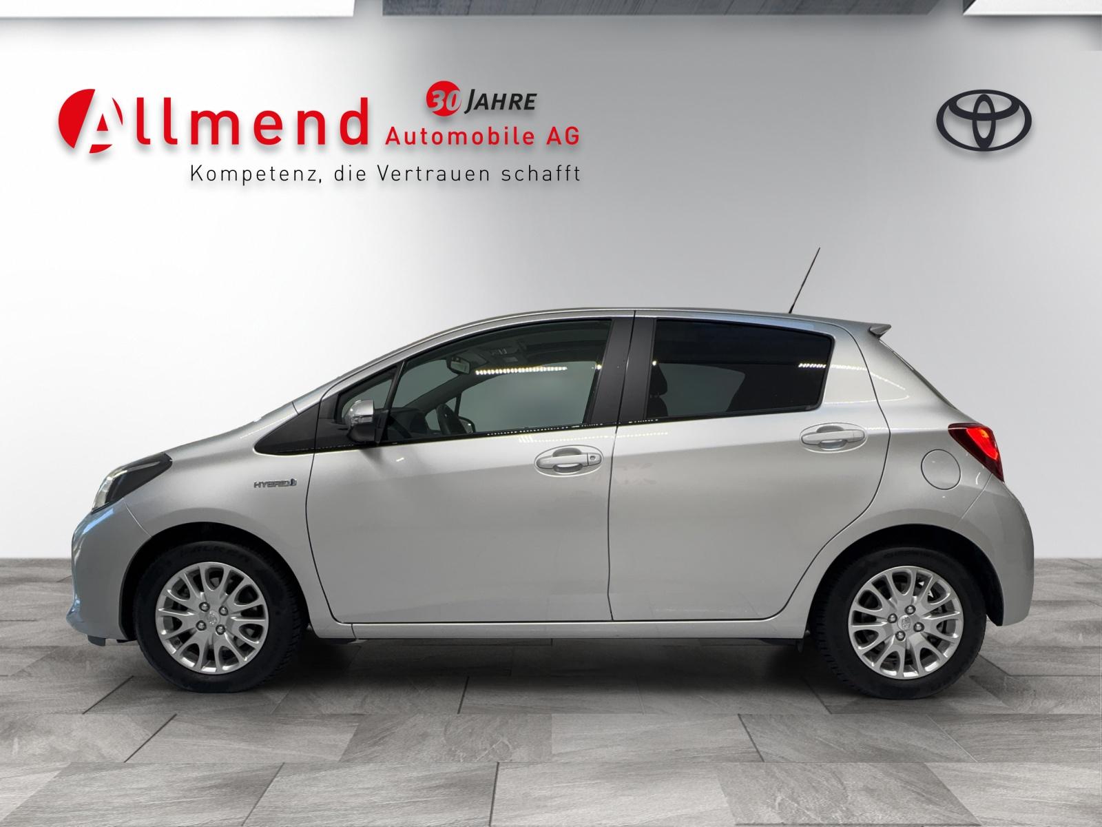 TOYOTA Yaris 1.5 VVT-i HSD Sol Premium-image-15