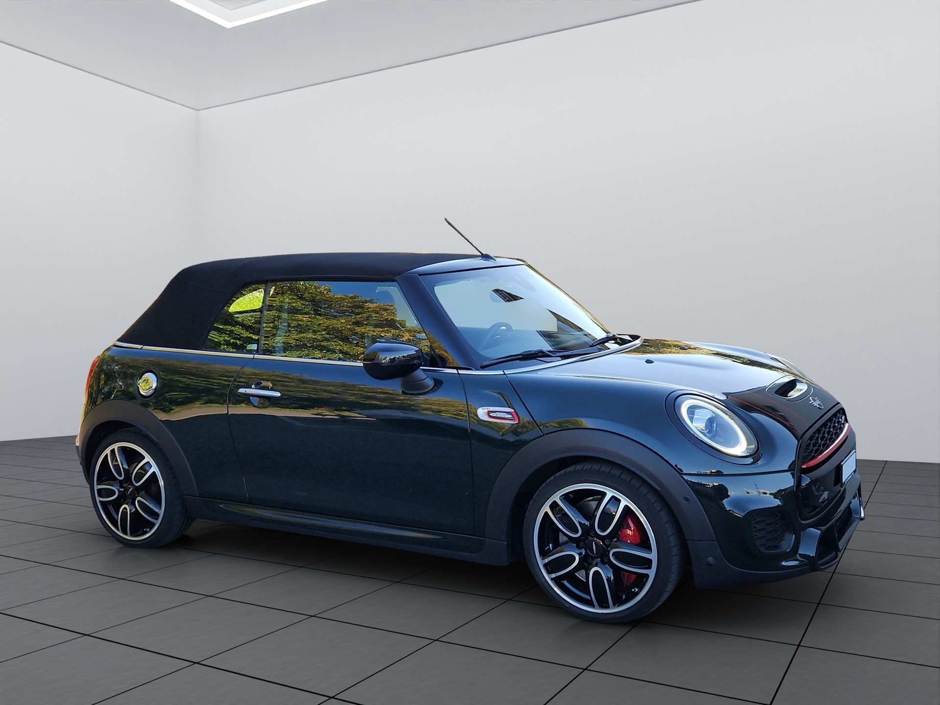 MINI Cooper John Cooper Works Cabriolet Steptronic-image-7