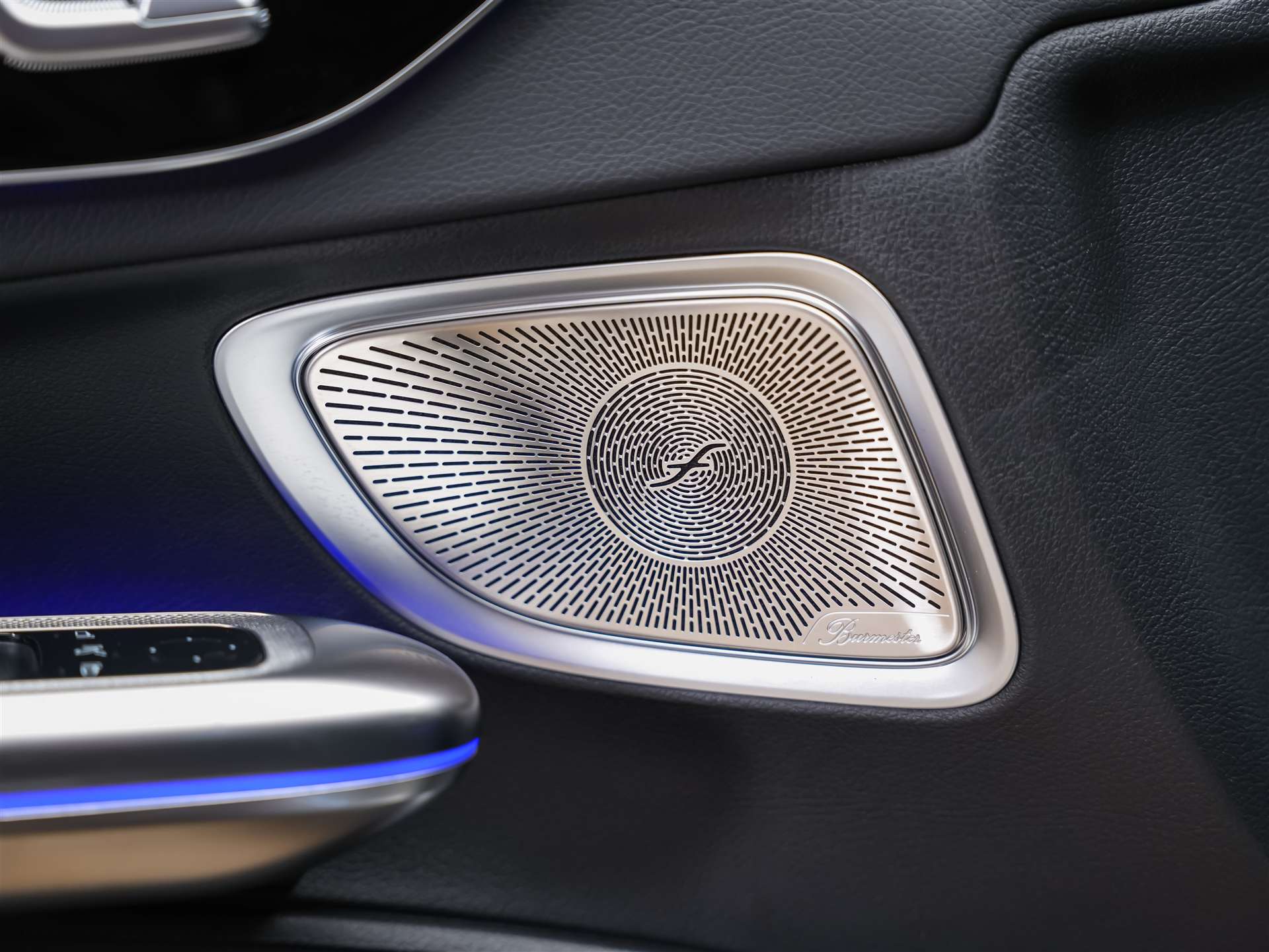 MERCEDES-BENZ CLE 200 Coupé AMG Line 9G-Tronic Werksgarantie*Digital Light*Burmester*360° Kamera*-image-21