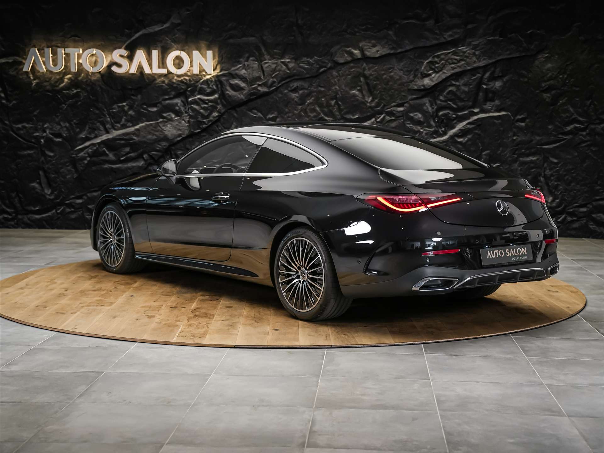 MERCEDES-BENZ CLE 200 Coupé AMG Line 9G-Tronic Werksgarantie*Digital Light*Burmester*360° Kamera*-image-2