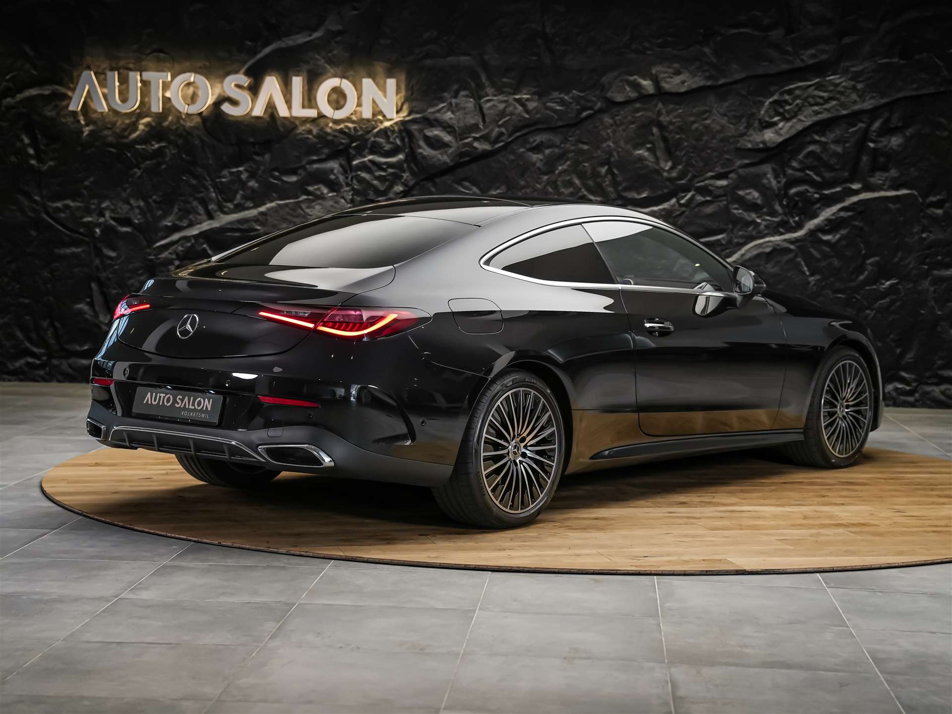 MERCEDES-BENZ CLE 200 Coupé AMG Line 9G-Tronic Werksgarantie*Digital Light*Burmester*360° Kamera*-image-4