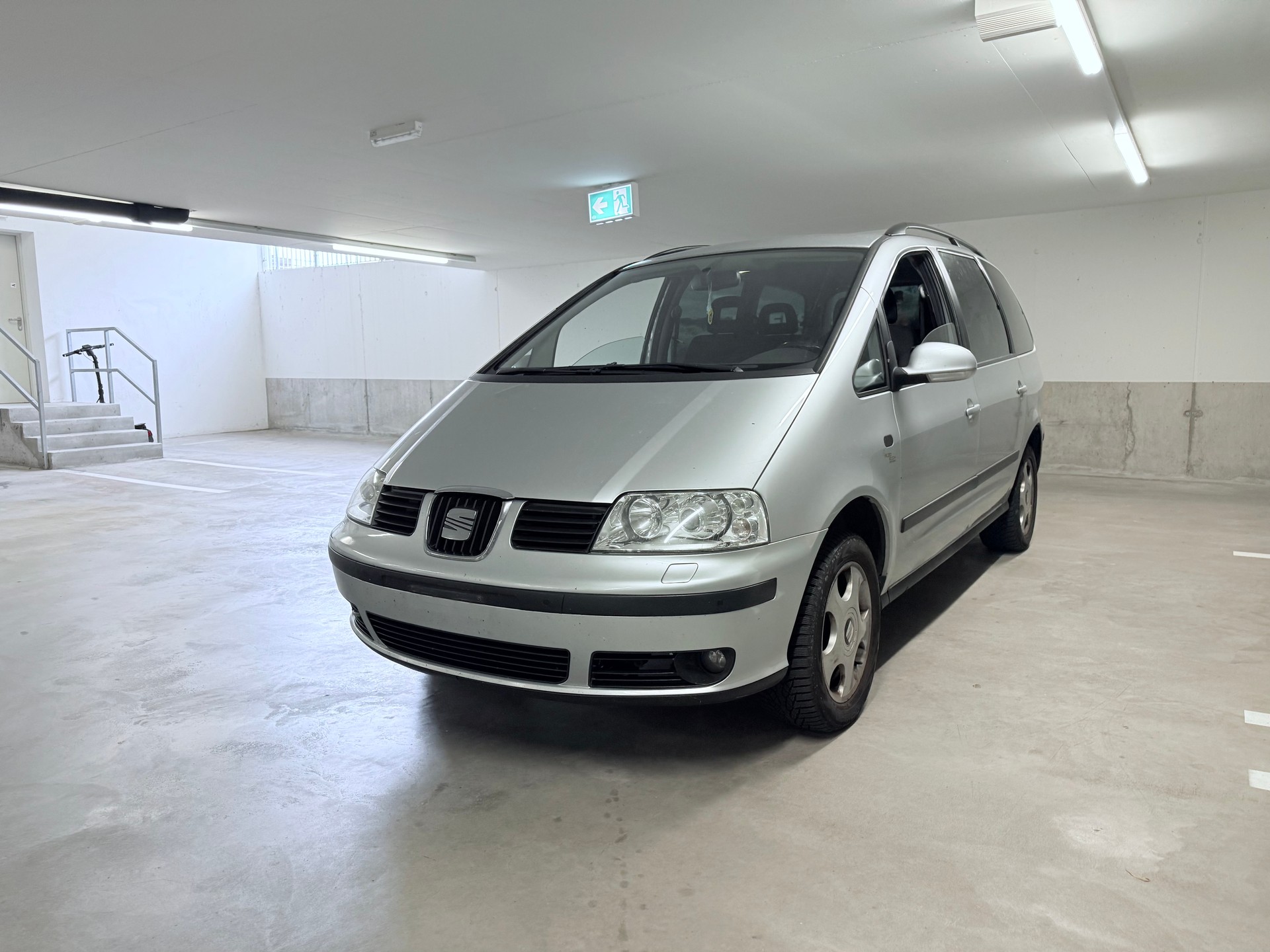 SEAT Alhambra 1.9 TDI **7 Platz** 4x4**-image-2