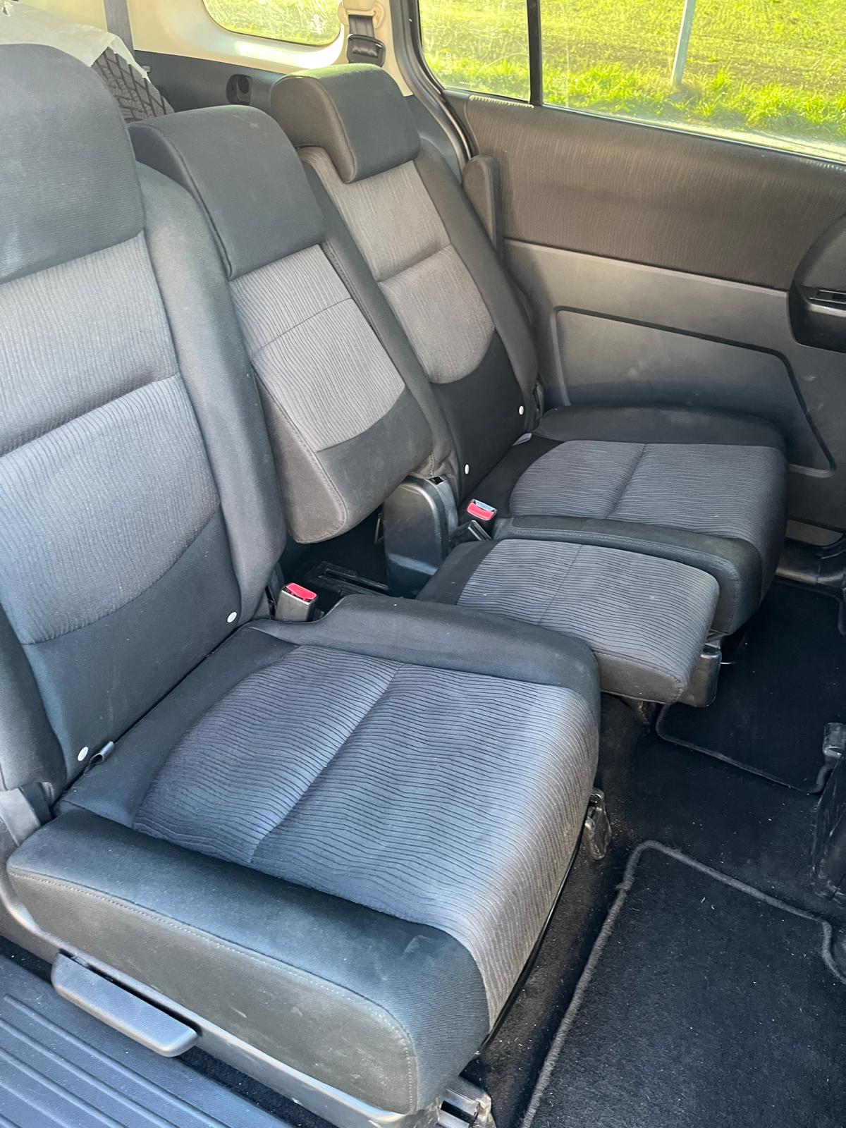 MAZDA 5 1.8 16V Confort-image-8