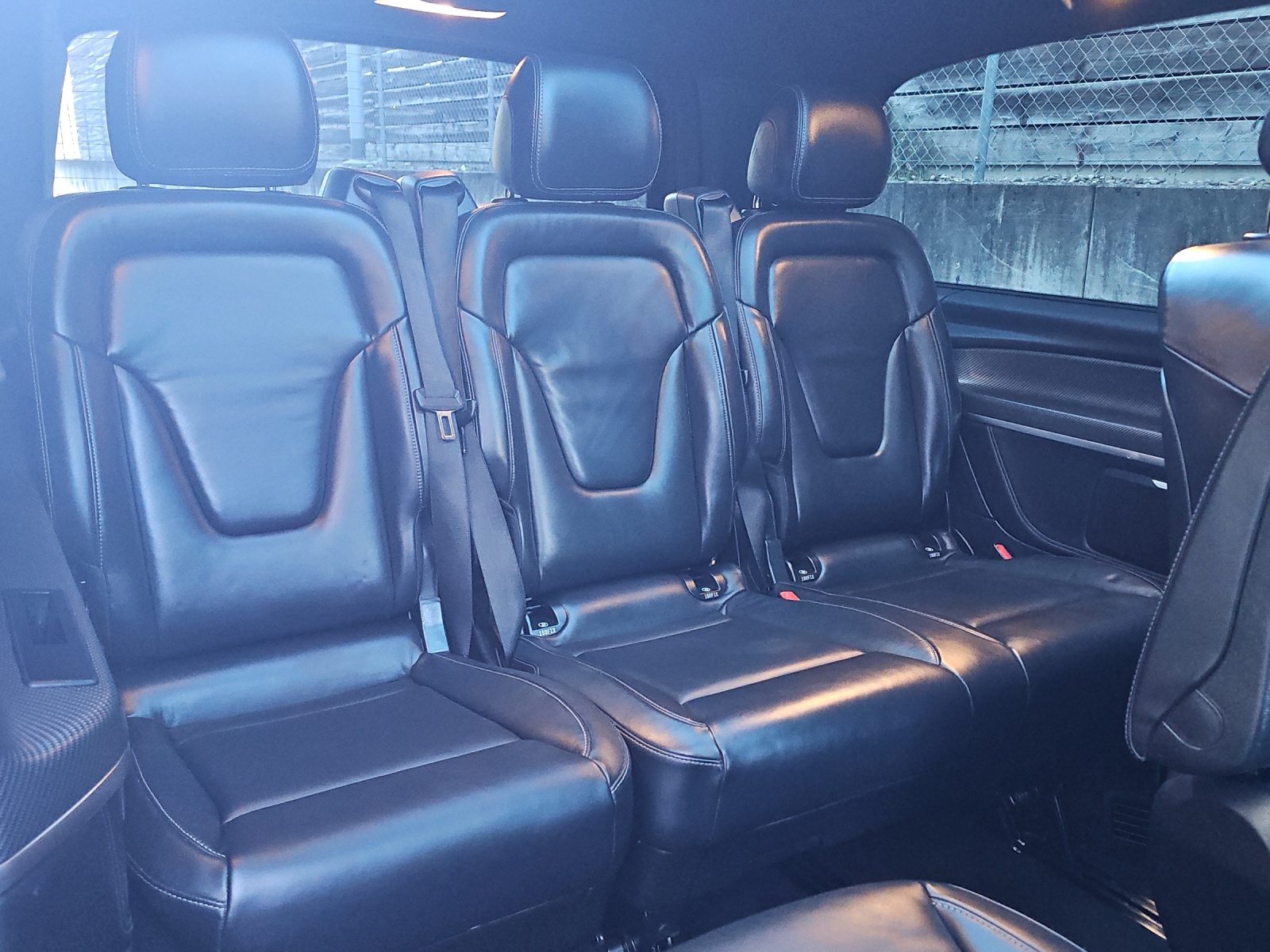 MERCEDES-BENZ V 300 d lang AMG-Line 4Matic 9G-Tronic-image-20