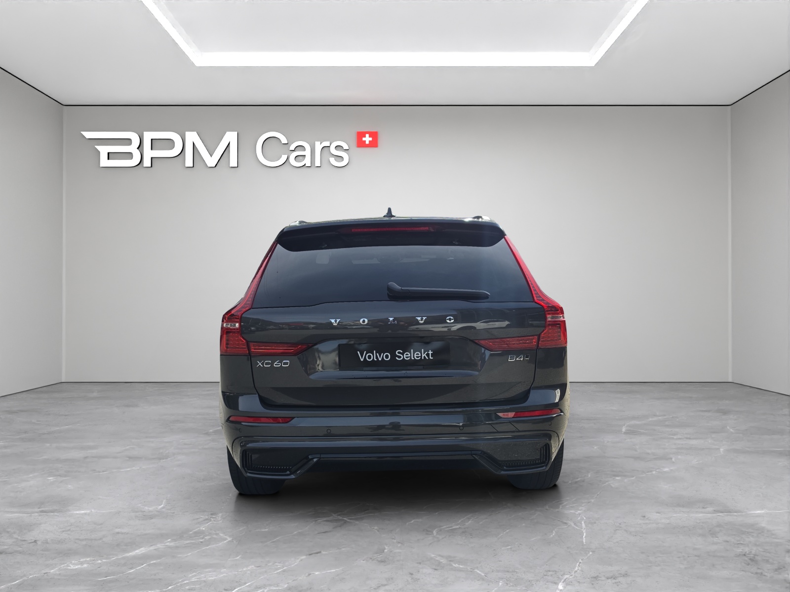 VOLVO XC60 2.0 B4 MH Ultimate Dark AWD-image-4