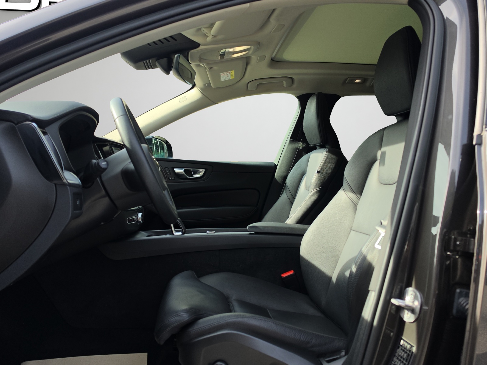 VOLVO XC60 2.0 B4 MH Ultimate Dark AWD-image-8