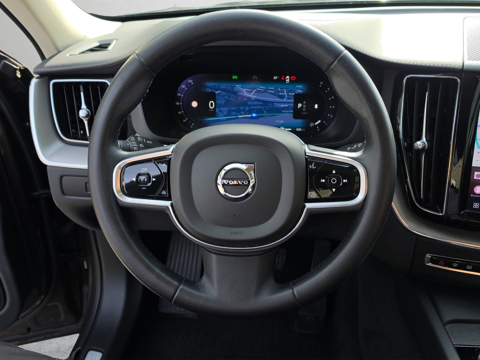VOLVO XC60 2.0 B4 MH Ultimate Dark AWD-image-6