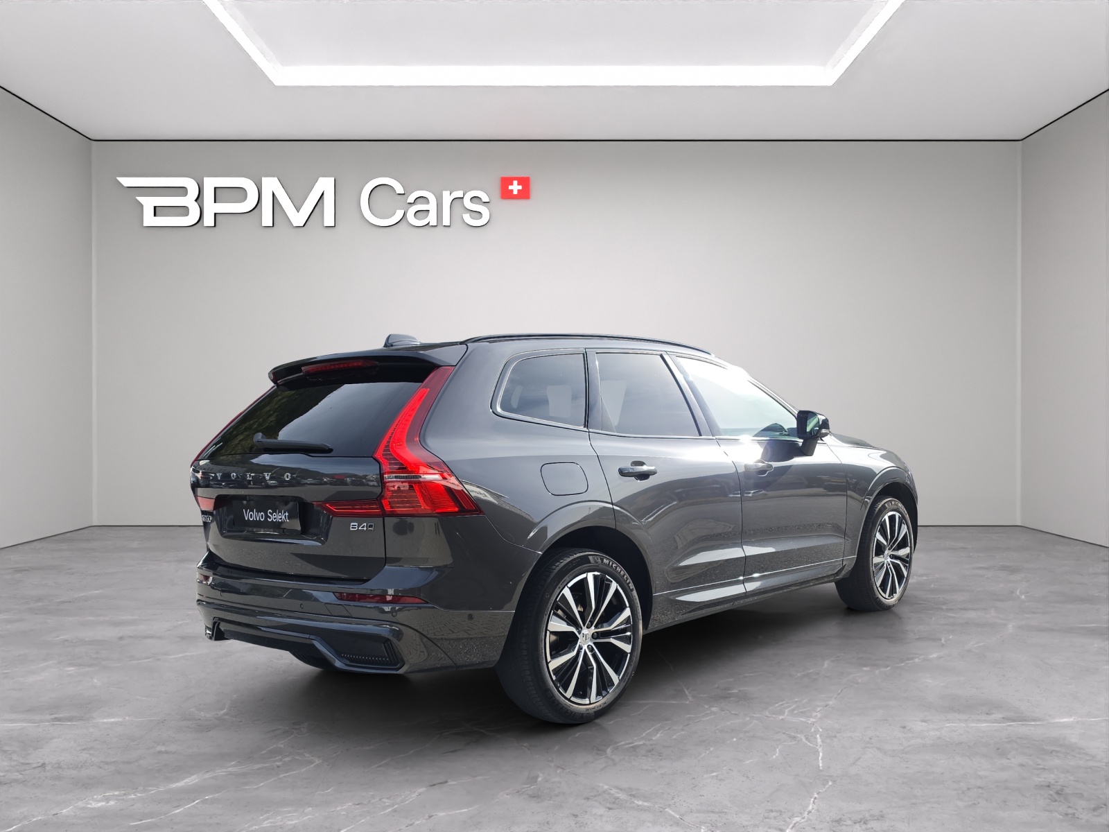 VOLVO XC60 2.0 B4 MH Ultimate Dark AWD-image-2