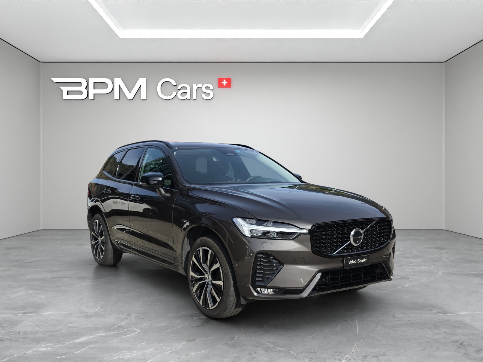 VOLVO XC60 2.0 B4 MH Ultimate Dark AWD-image-1