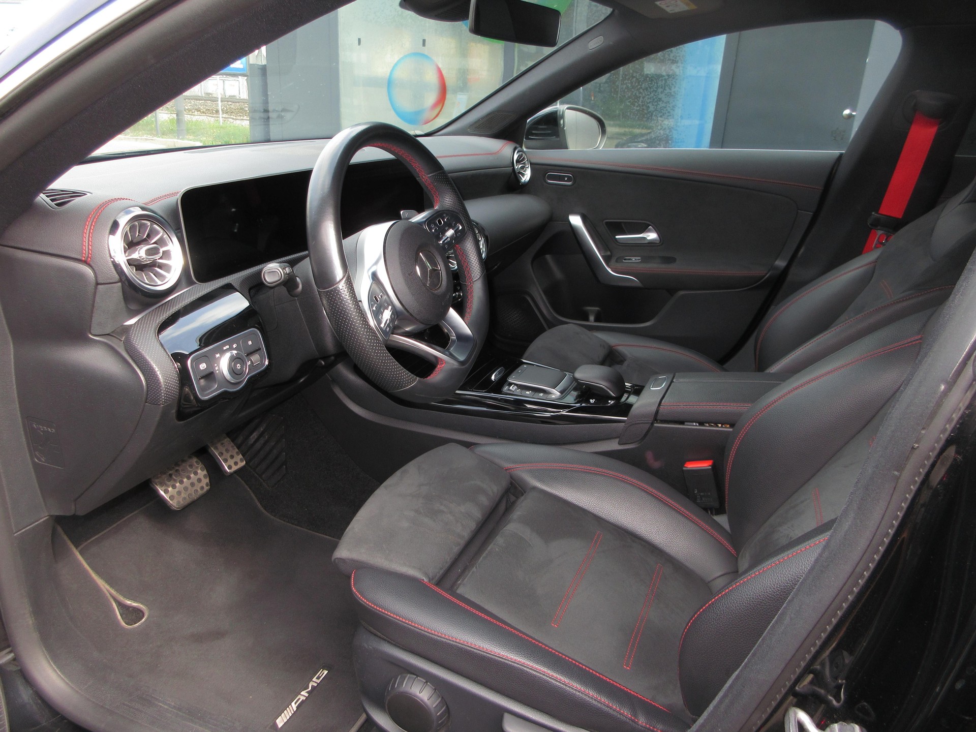 MERCEDES-BENZ CLA 35 AMG 4matic-image-5