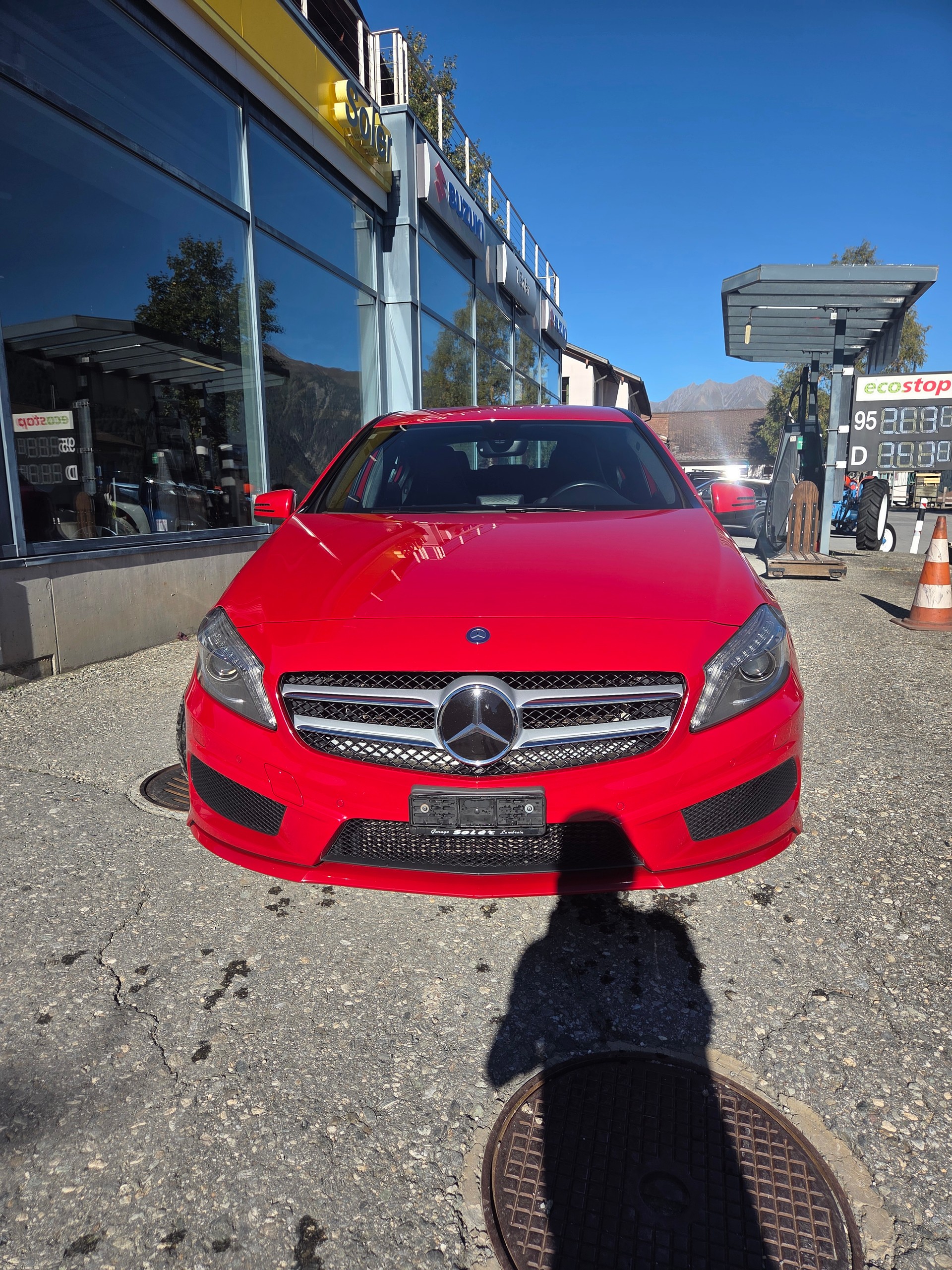 MERCEDES-BENZ A 250 AMG Line 4Matic 7G-DCT-image-1