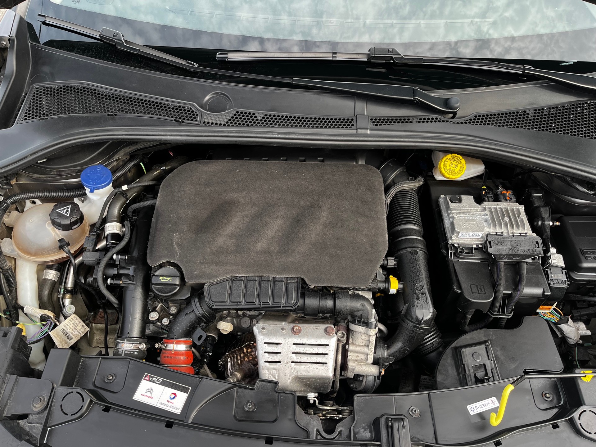 CITROEN C3 1.2i PureTech Feel EAT-image-13