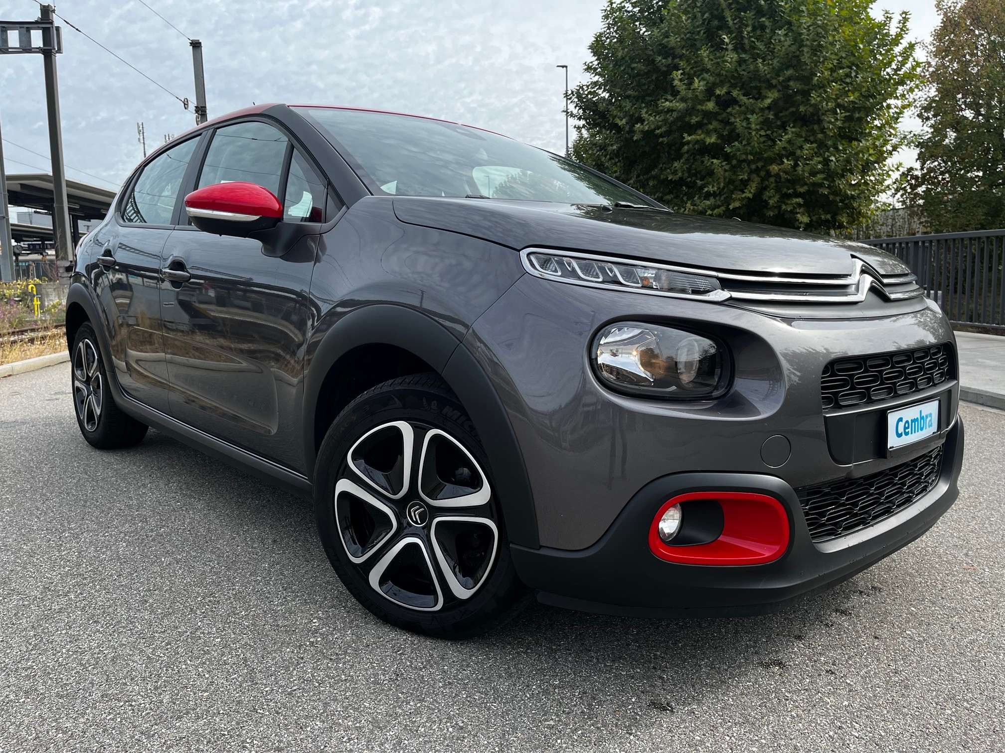 Car photo