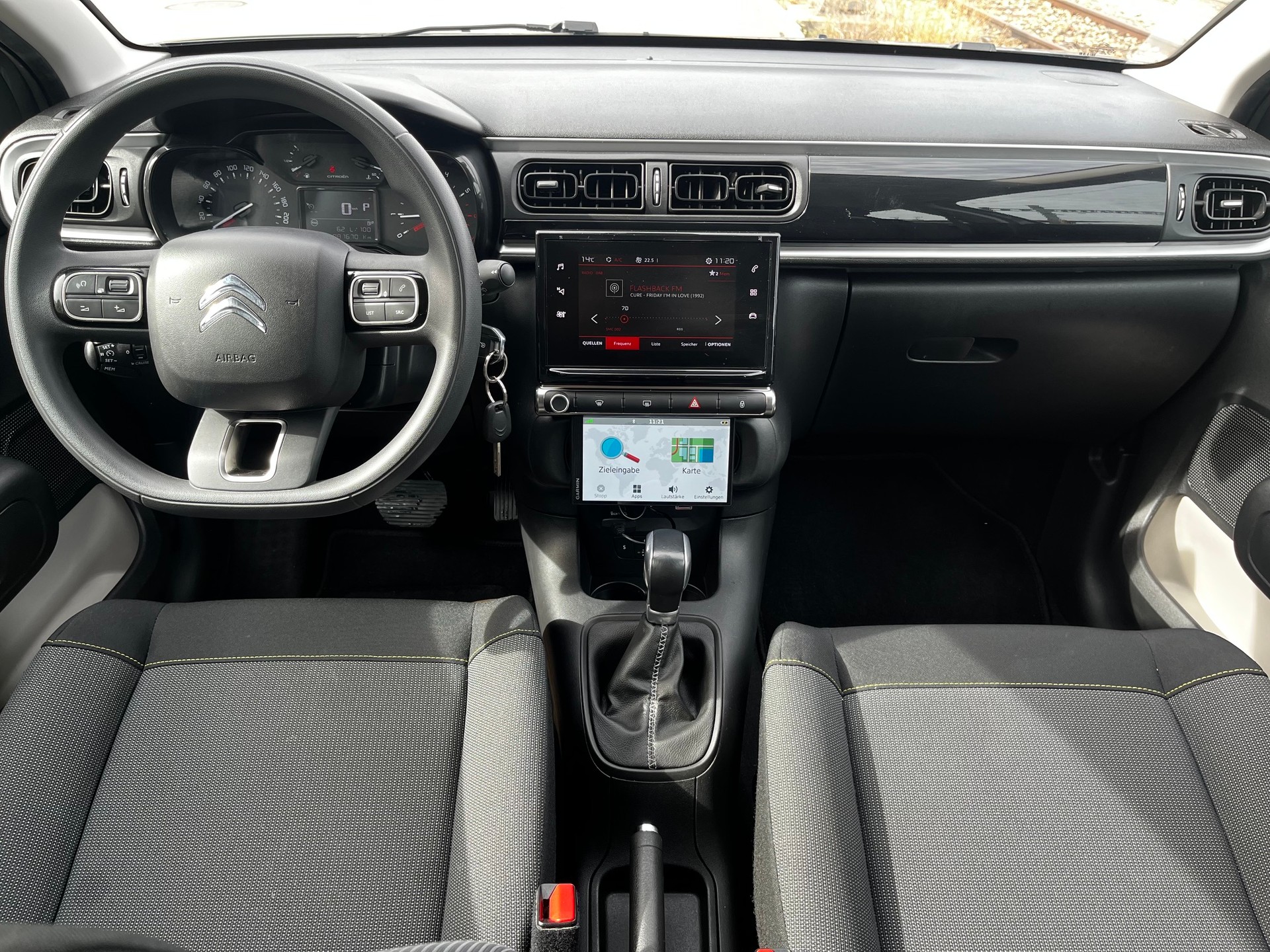 CITROEN C3 1.2i PureTech Feel EAT-image-8