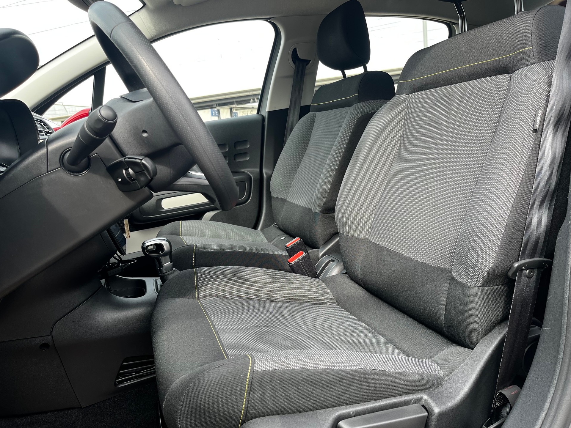 CITROEN C3 1.2i PureTech Feel EAT-image-9