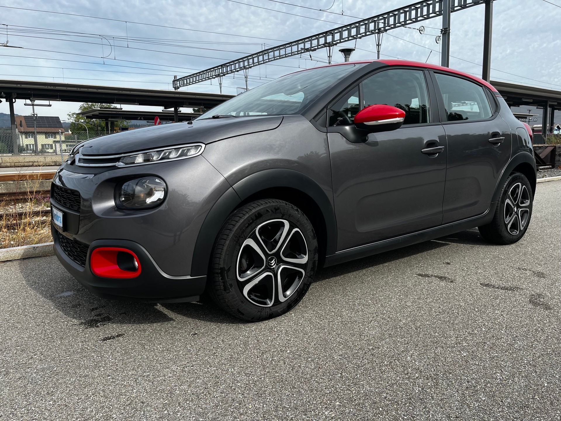 CITROEN C3 1.2i PureTech Feel EAT-image-1