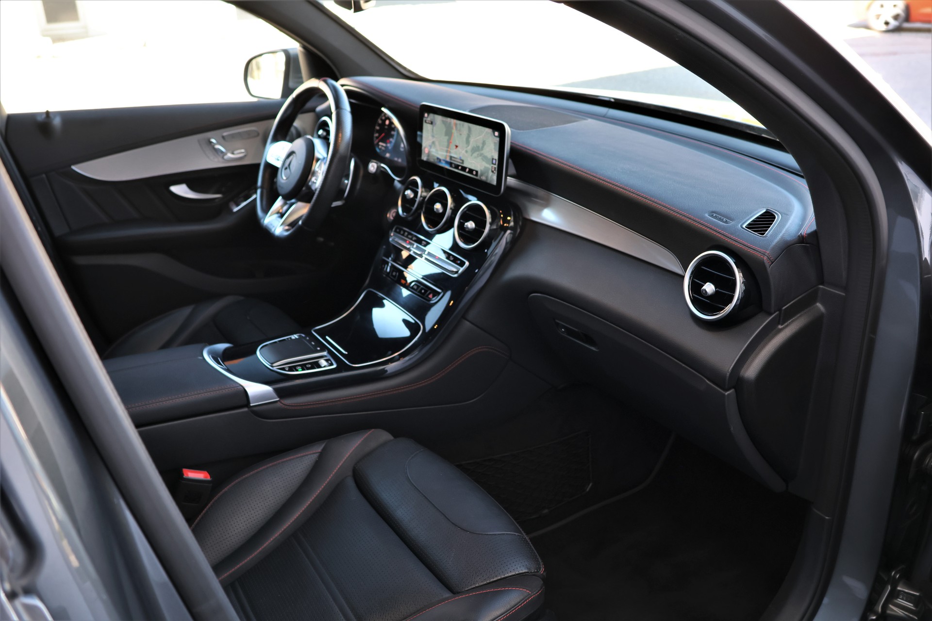 MERCEDES-BENZ GLC Coupé 43 AMG 4Matic 9G-Tronic (CH) + AHK 2.46T-image-23