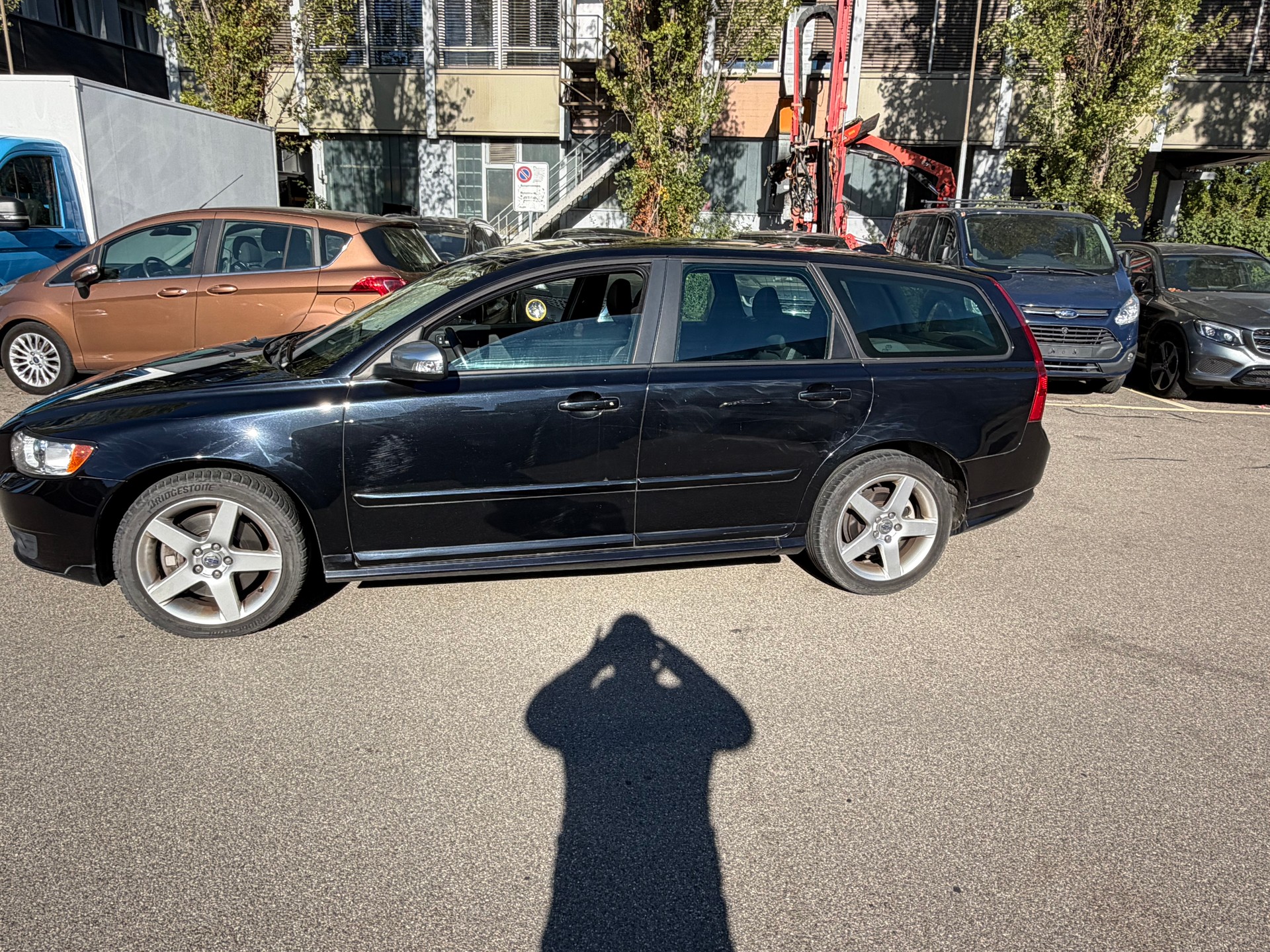 VOLVO V50 T5 Kinetic-image-3