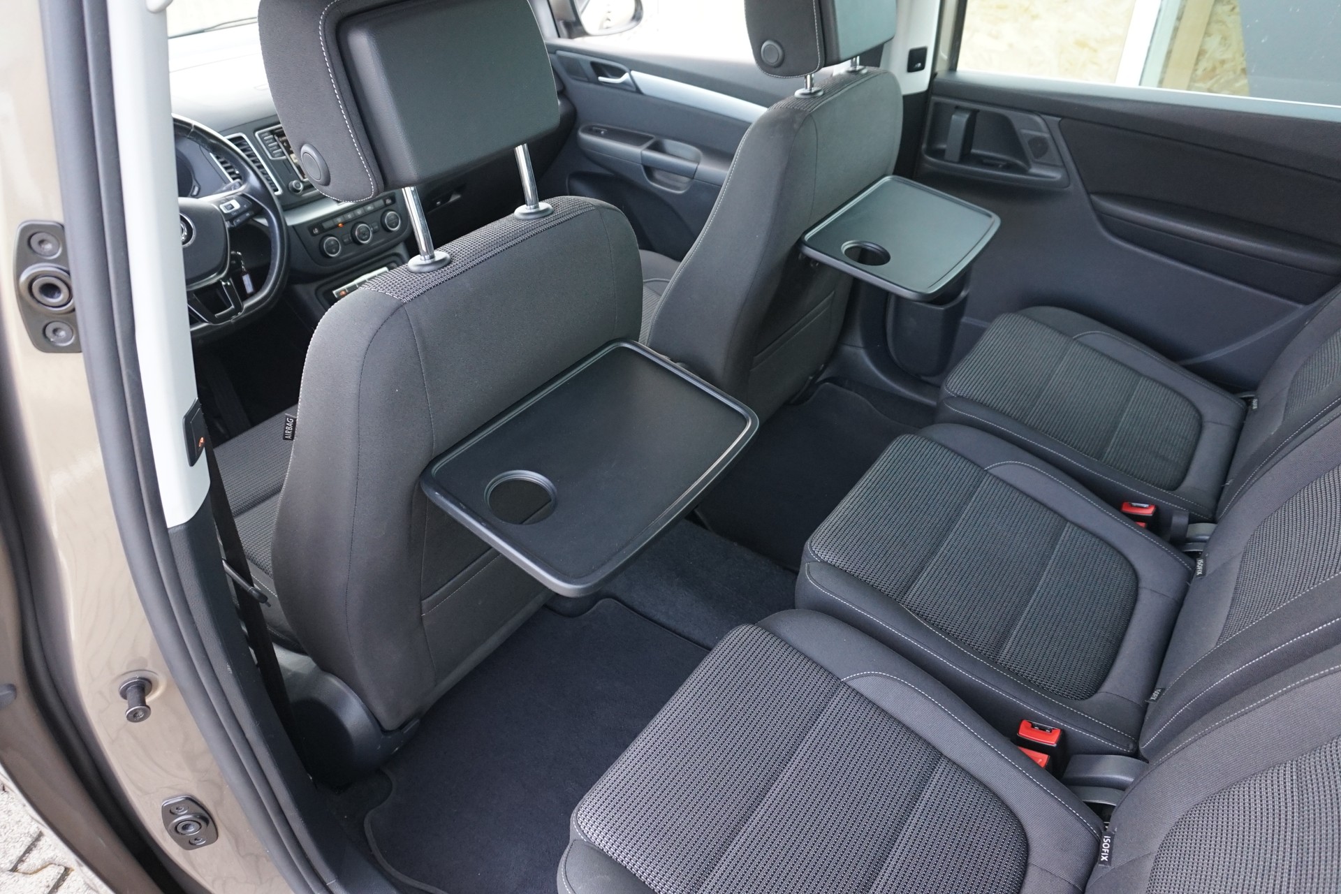VW Sharan 2.0TDI BMT Comfort-image-16