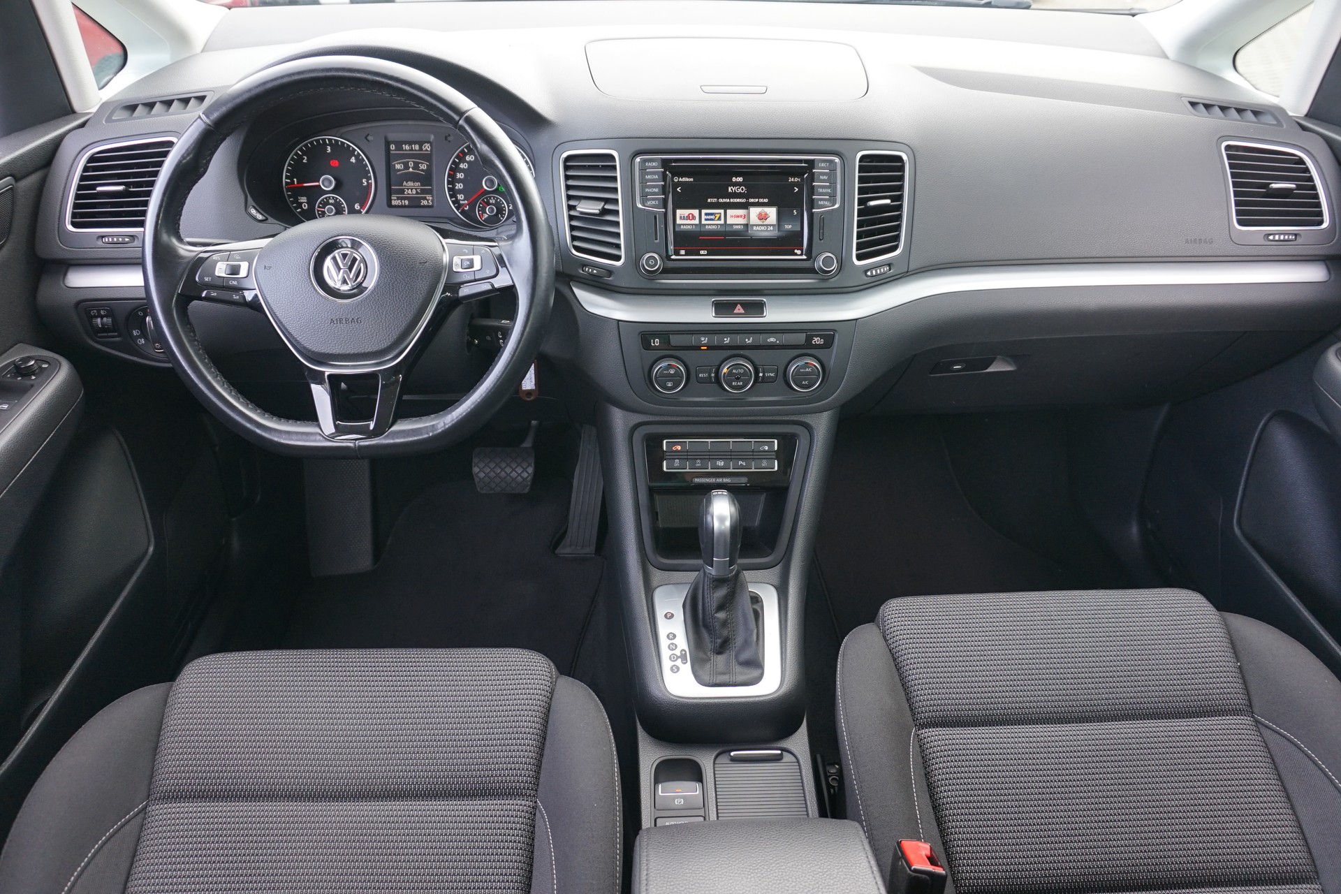VW Sharan 2.0TDI BMT Comfort-image-15