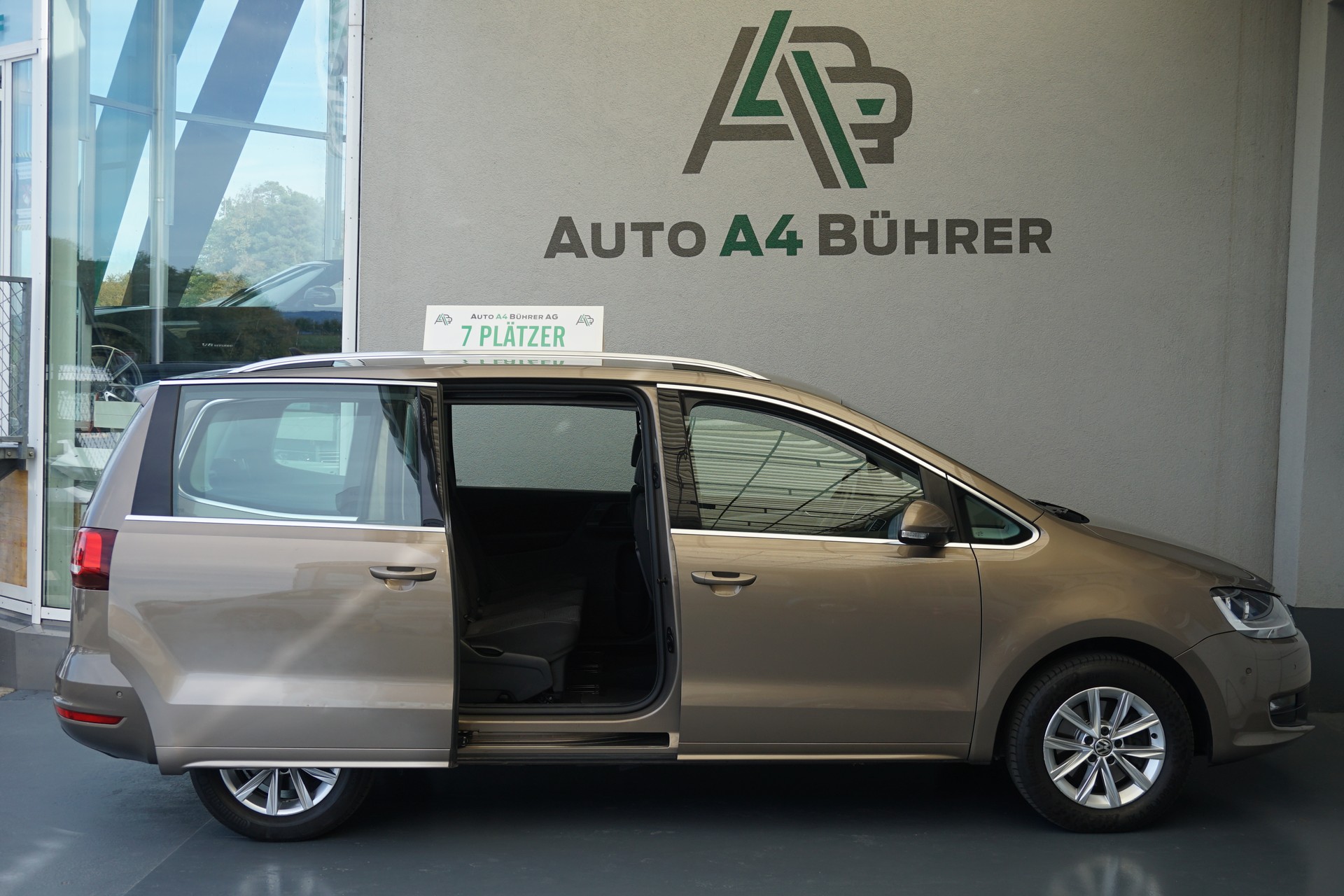 VW Sharan 2.0TDI BMT Comfort-image-6