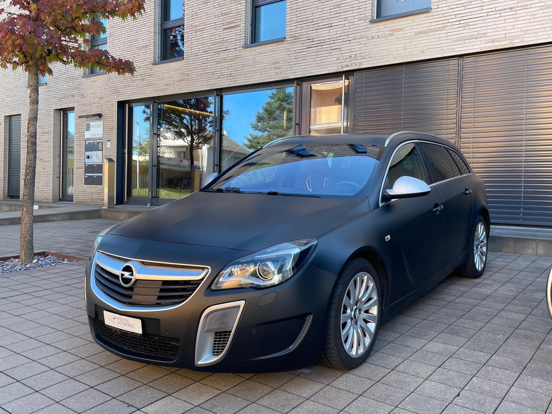 OPEL Insignia Sports Tourer 2.8 Turbo OPC 4WD Automatic-image-1