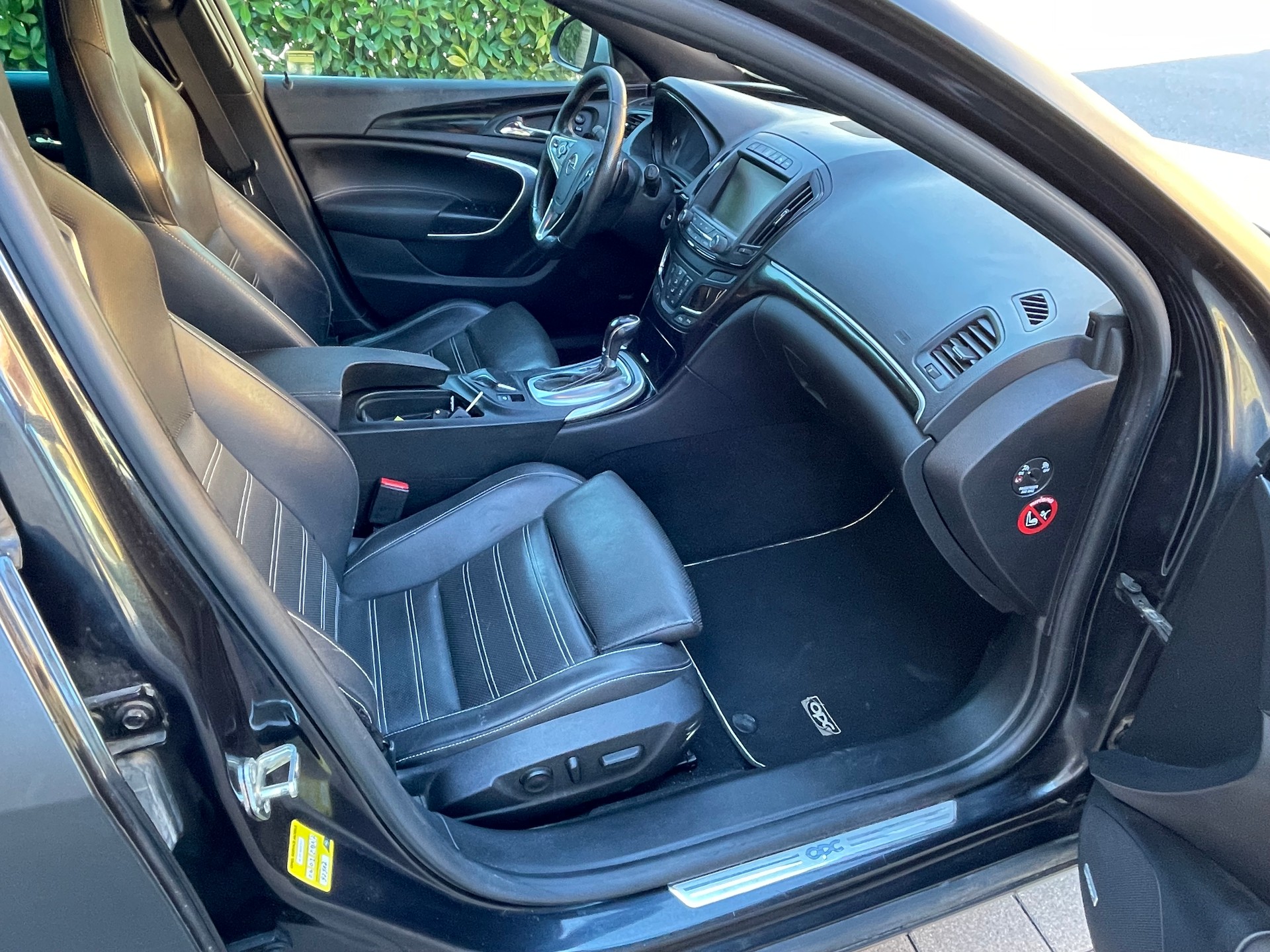 OPEL Insignia Sports Tourer 2.8 Turbo OPC 4WD Automatic-image-13