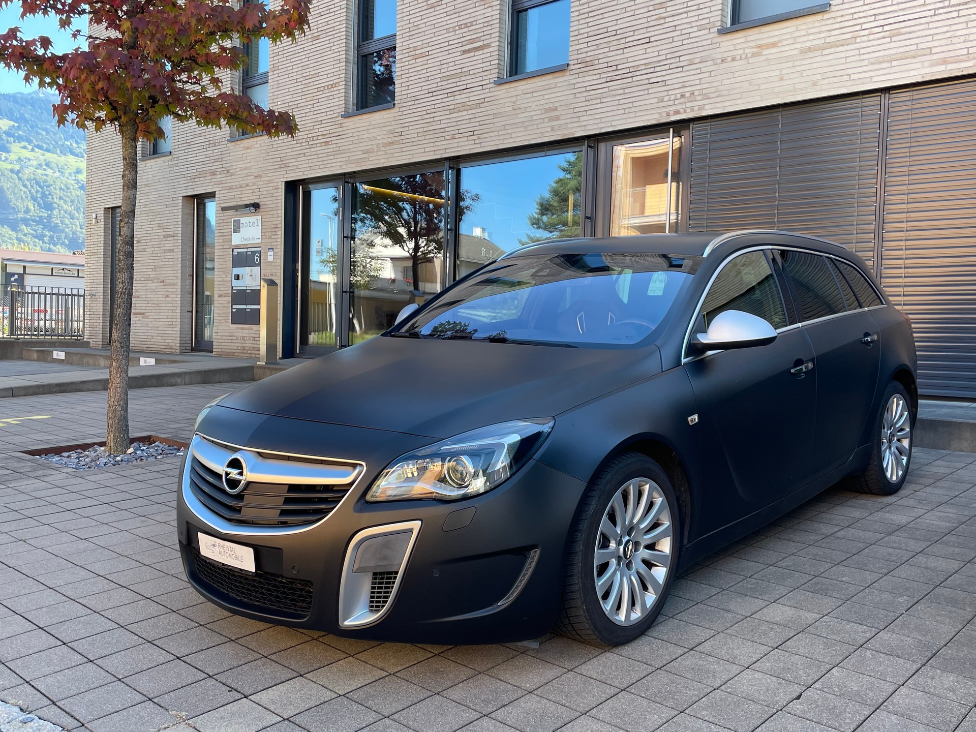 OPEL Insignia Sports Tourer 2.8 Turbo OPC 4WD Automatic-image-2