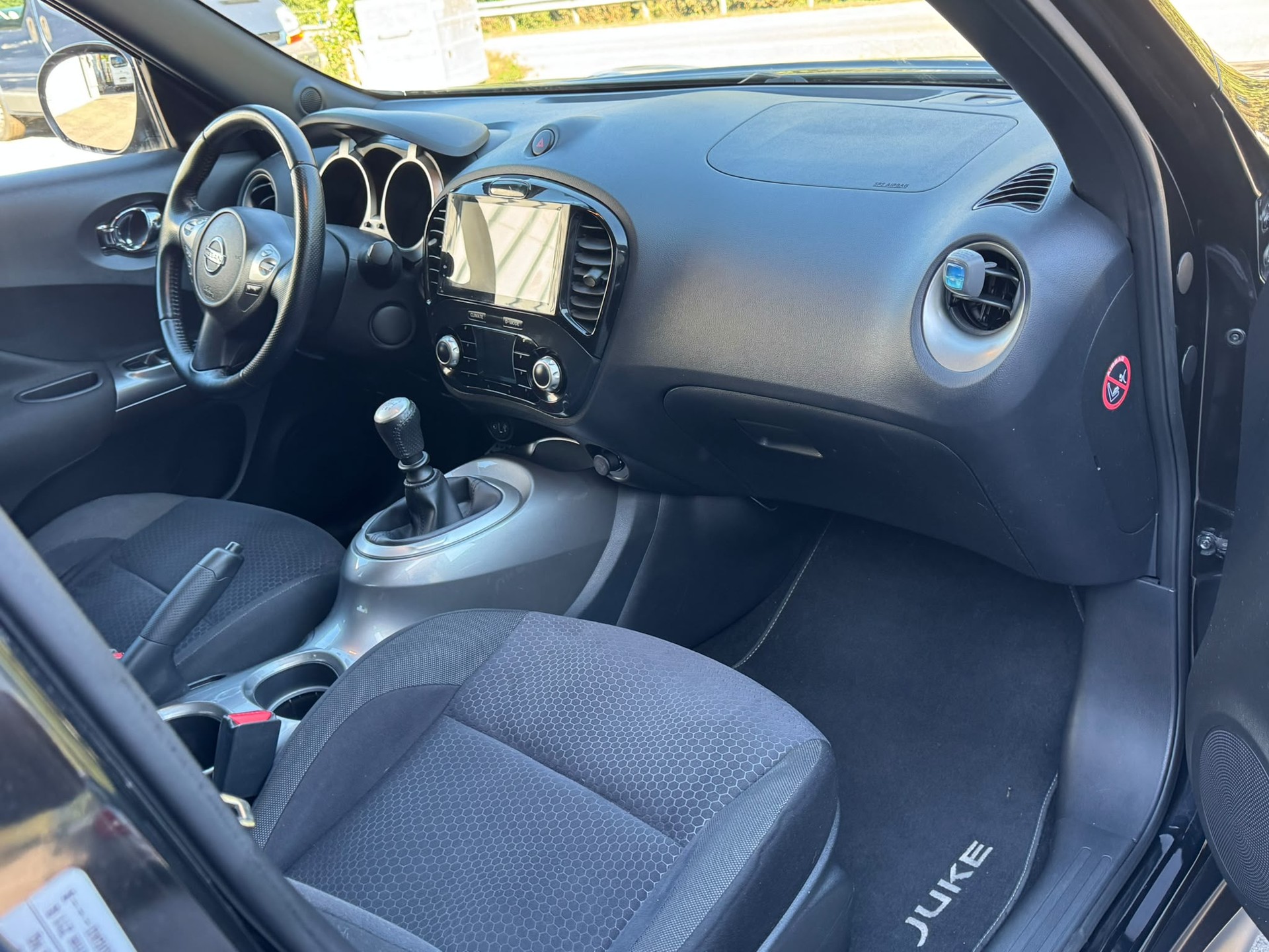 NISSAN Juke 1.6 DIG-T acenta-image-8