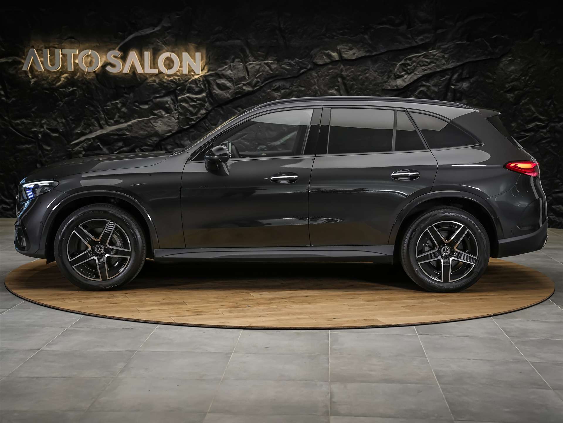 MERCEDES-BENZ GLC 200 4Matic AMG Line 9G-Tronic *Digital Light*Hinterachslenkung*Luftfahrwerk*-image-2