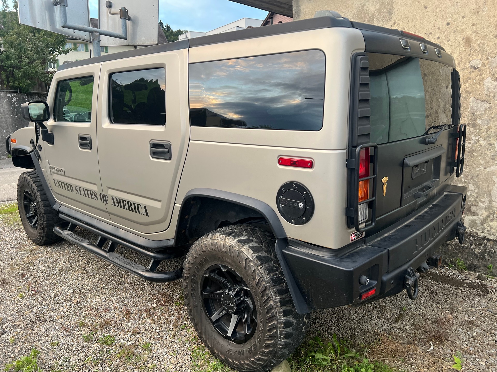 HUMMER H2 6.0-image-2