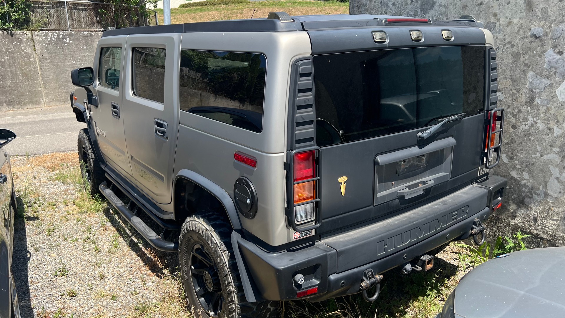 HUMMER H2 6.0-image-9