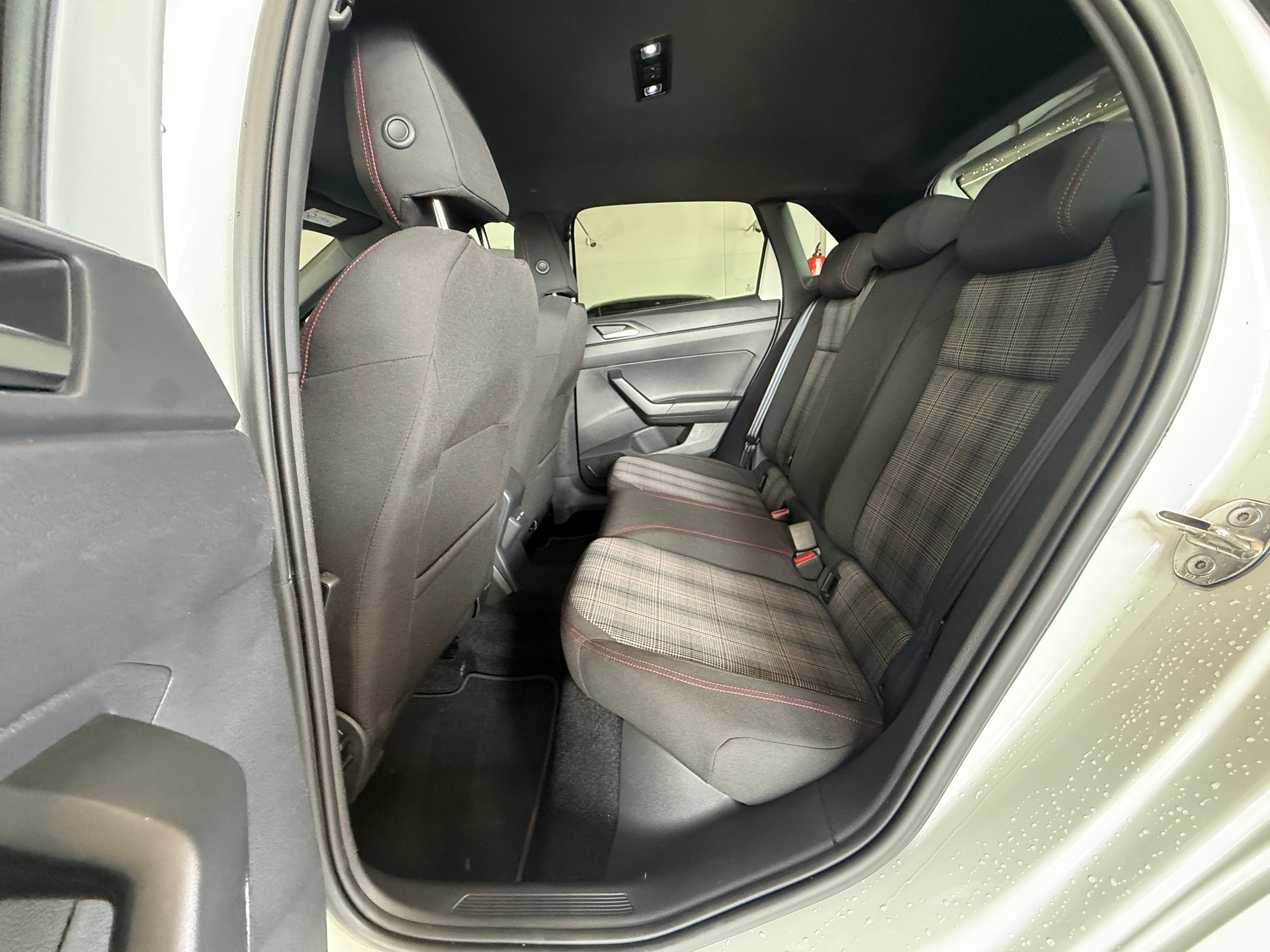 VW Polo 2.0 TSI GTI DSG *** DISTANZREGLER ***-image-22