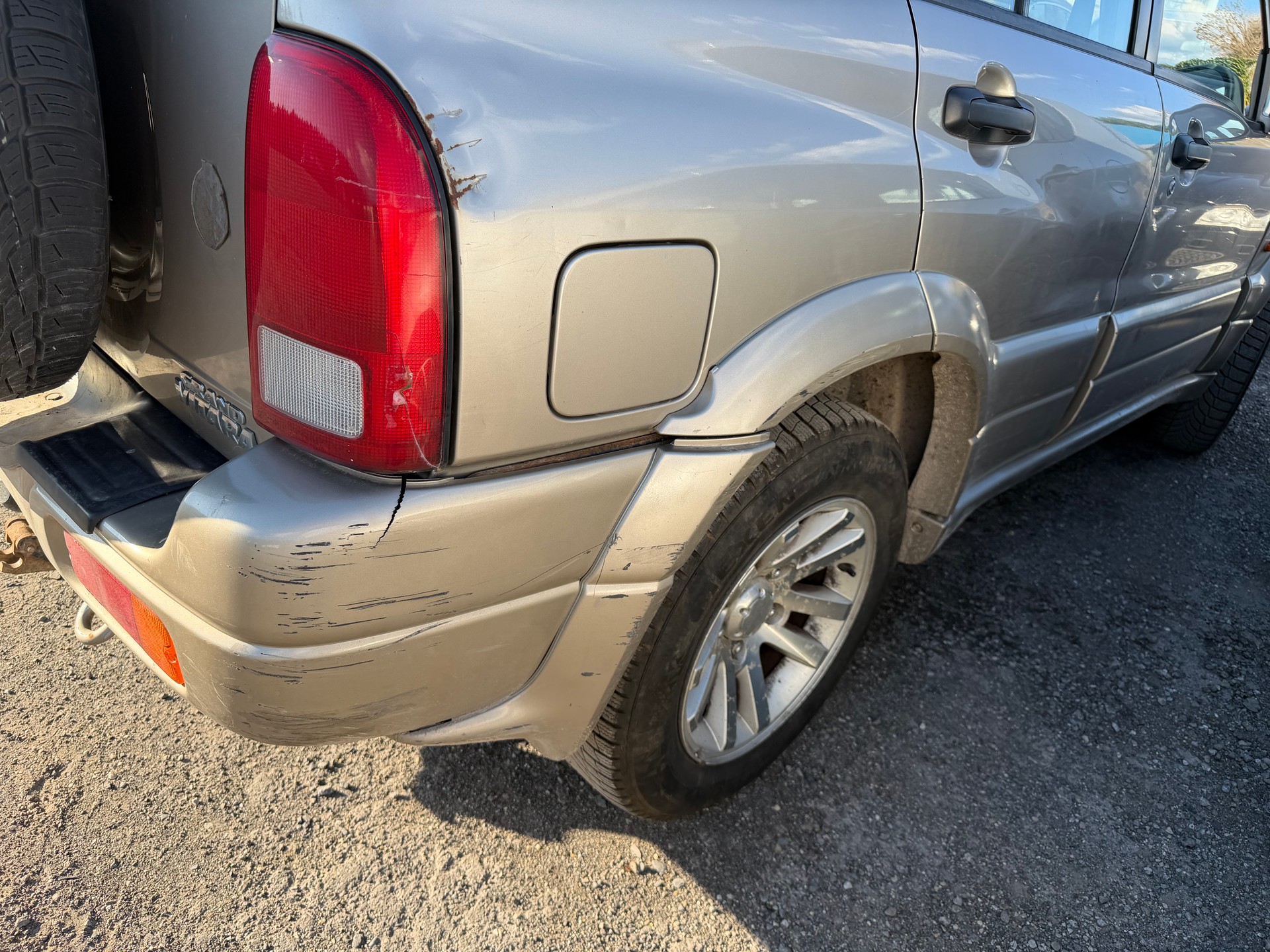SUZUKI Grand Vitara 2.0 16V Top-image-14