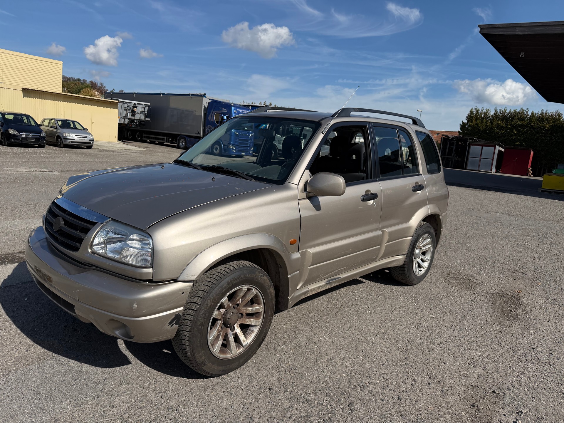 SUZUKI Grand Vitara 2.0 16V Top-image-1