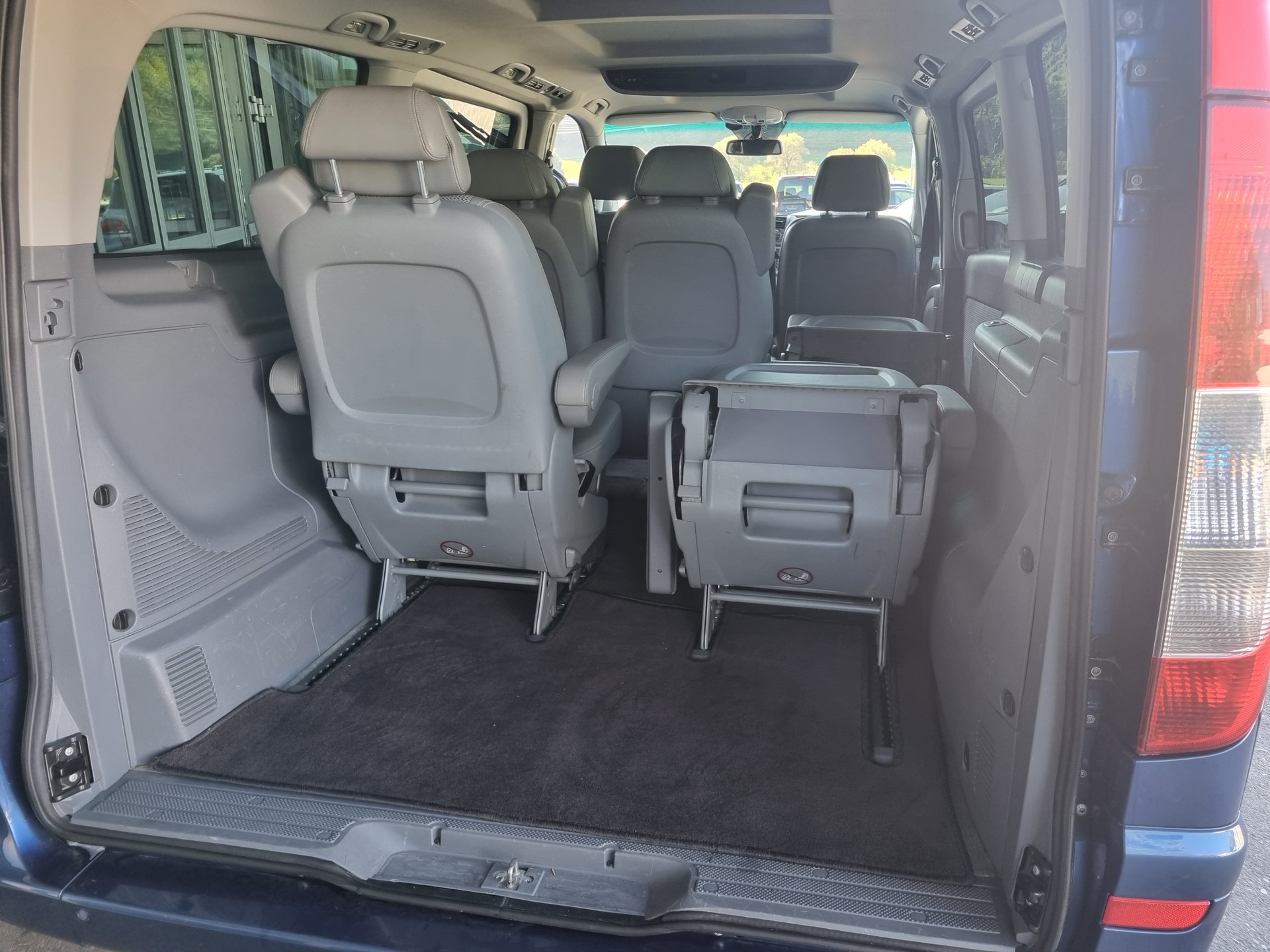 MERCEDES-BENZ Viano 3.0 CDI Trend L Family Automat-image-10