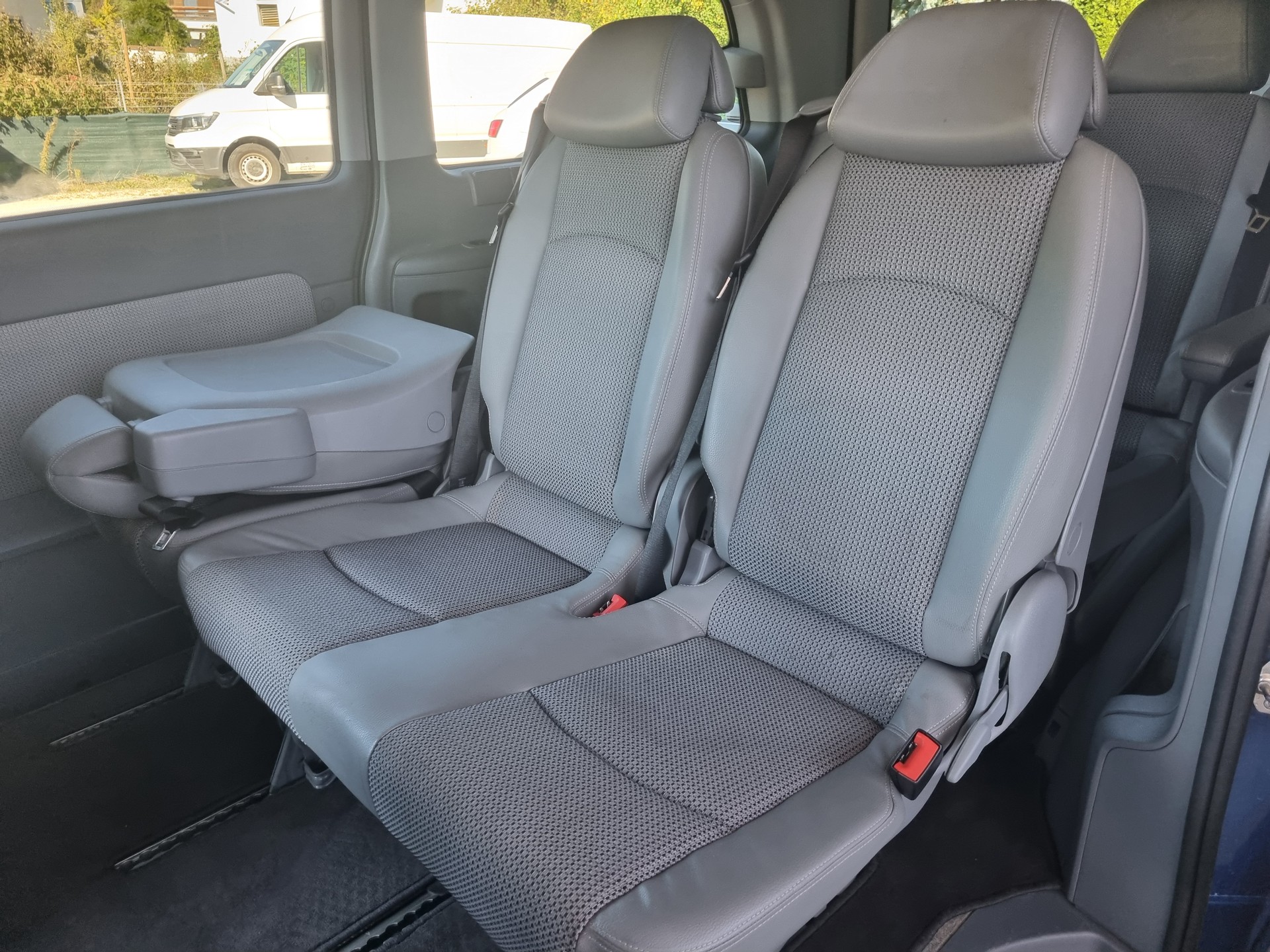 MERCEDES-BENZ Viano 3.0 CDI Trend L Family Automat-image-9