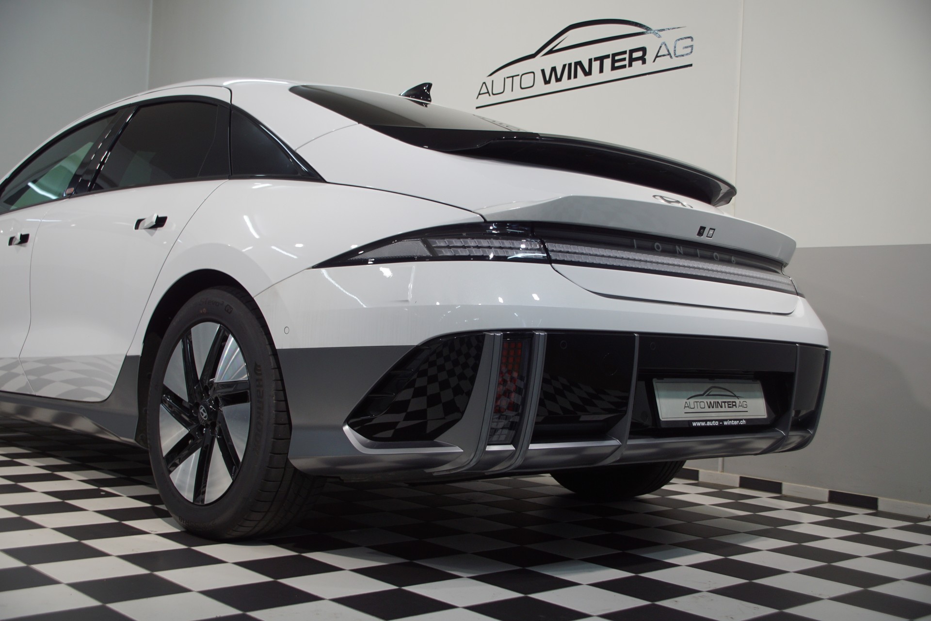 HYUNDAI Ioniq 6 77kWh Launch Edition 4WD ++swiss-edition++-image-8