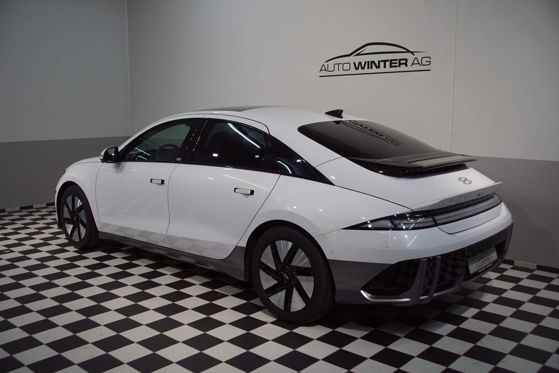 HYUNDAI Ioniq 6 77kWh Launch Edition 4WD ++swiss-edition++-image-7
