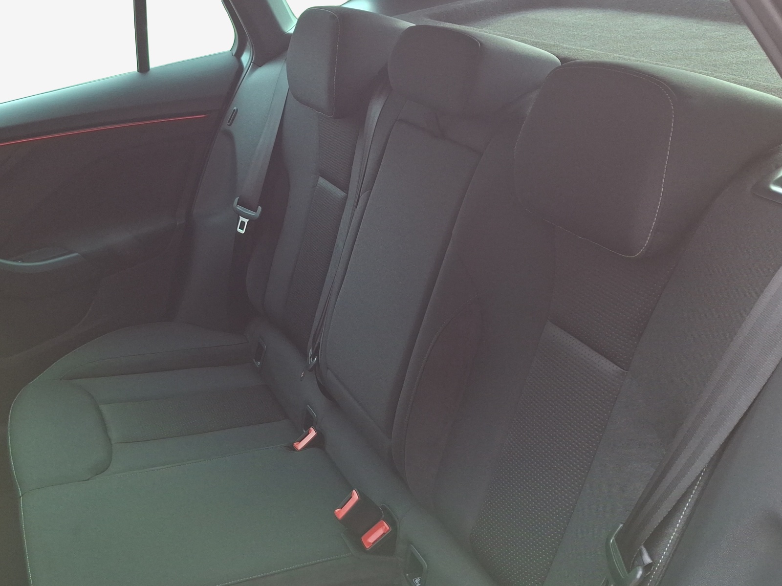SKODA Kamiq 1.5 TSI Dynamic DSG-image-11