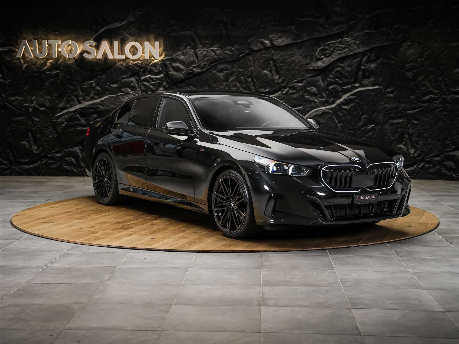 BMW 520i 48V M Sport Steptronic *ICONIC GLOW*Werksgarantie*21" Felgen*Sitzlüftung*-image-5