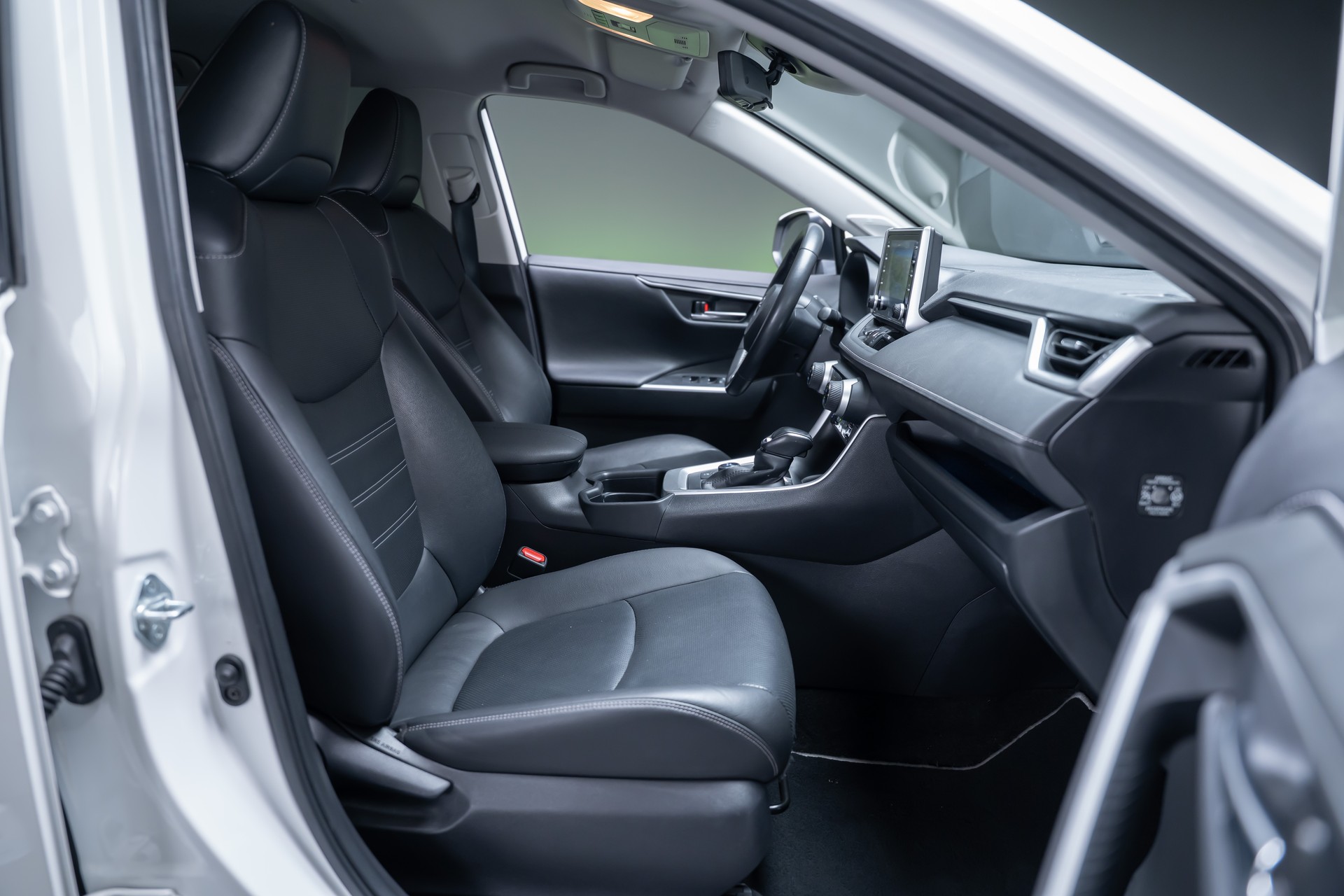 TOYOTA RAV-4 2.5 HEV Premium / 360°Kamera / el.Sitze / Lenkradheizung-image-29