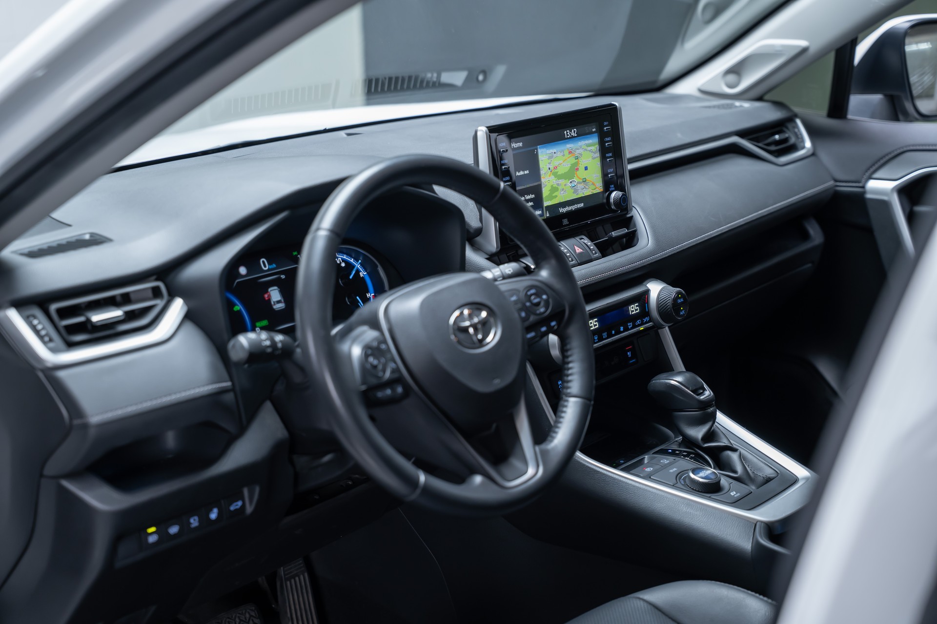 TOYOTA RAV-4 2.5 HEV Premium / 360°Kamera / el.Sitze / Lenkradheizung-image-10