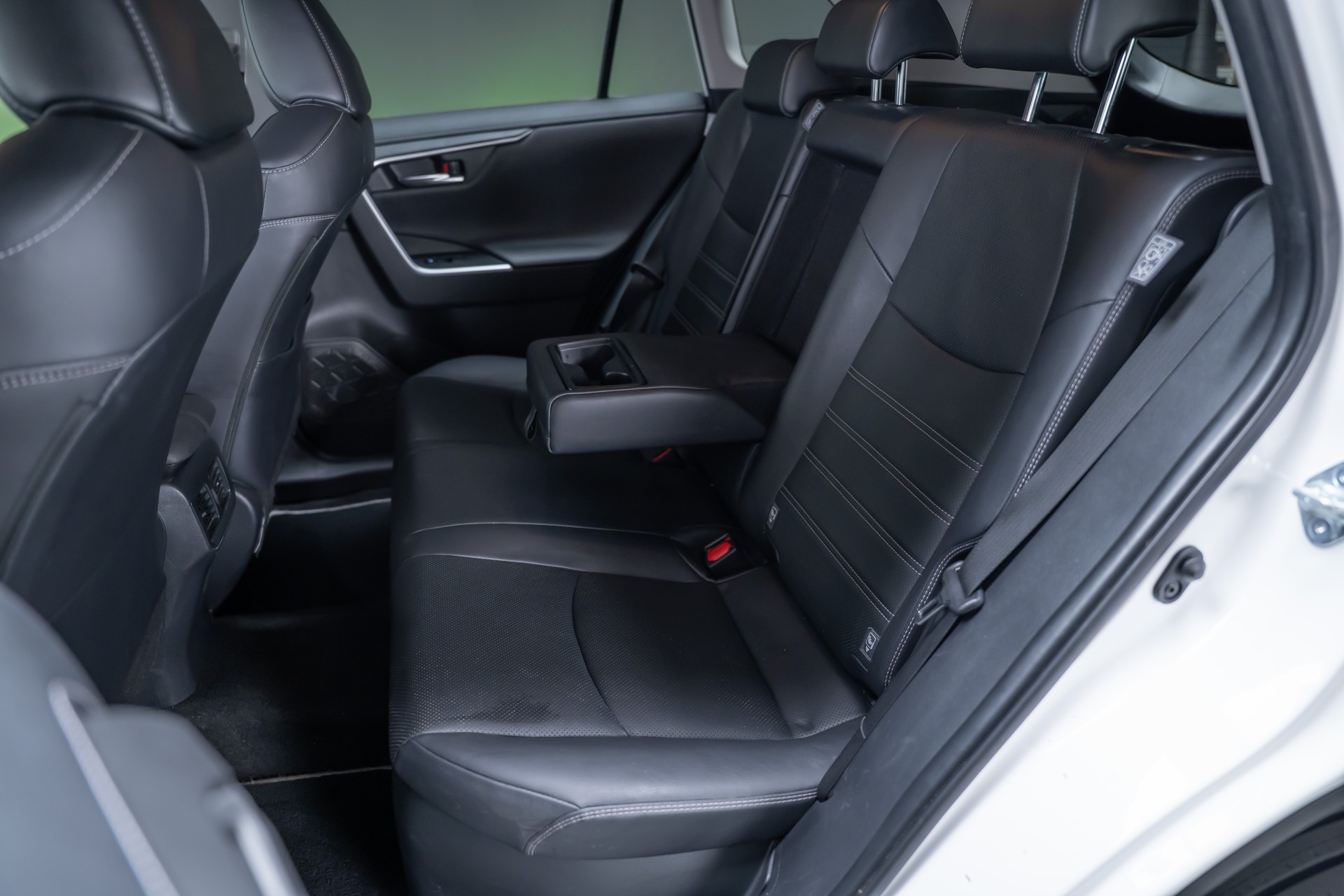 TOYOTA RAV-4 2.5 HEV Premium / 360°Kamera / el.Sitze / Lenkradheizung-image-17