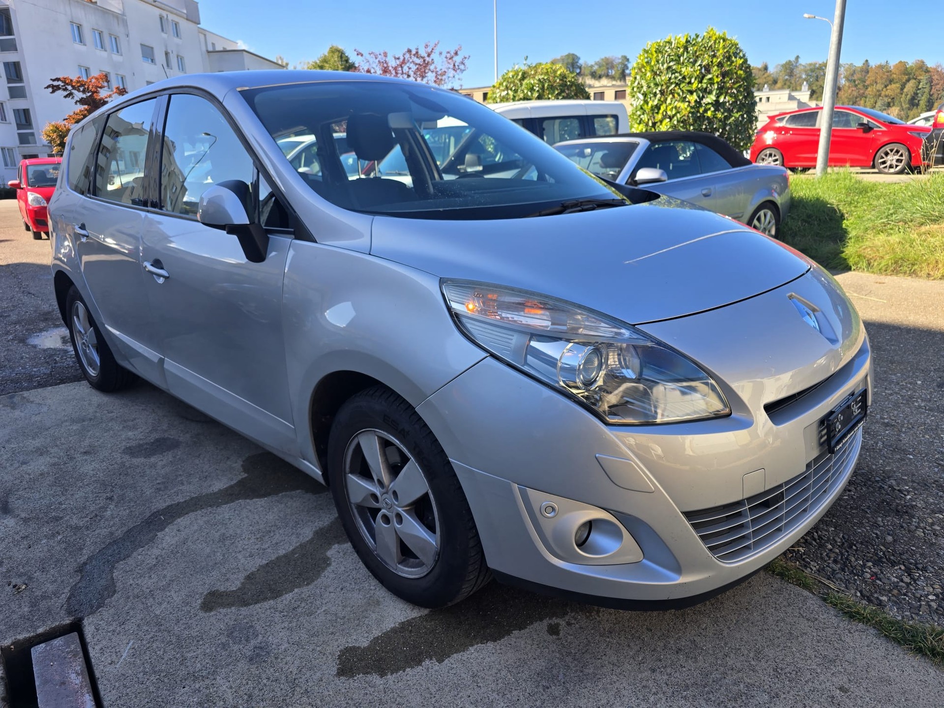 RENAULT Grand Scénic 1.4 16V Turbo Dynamique-image-1