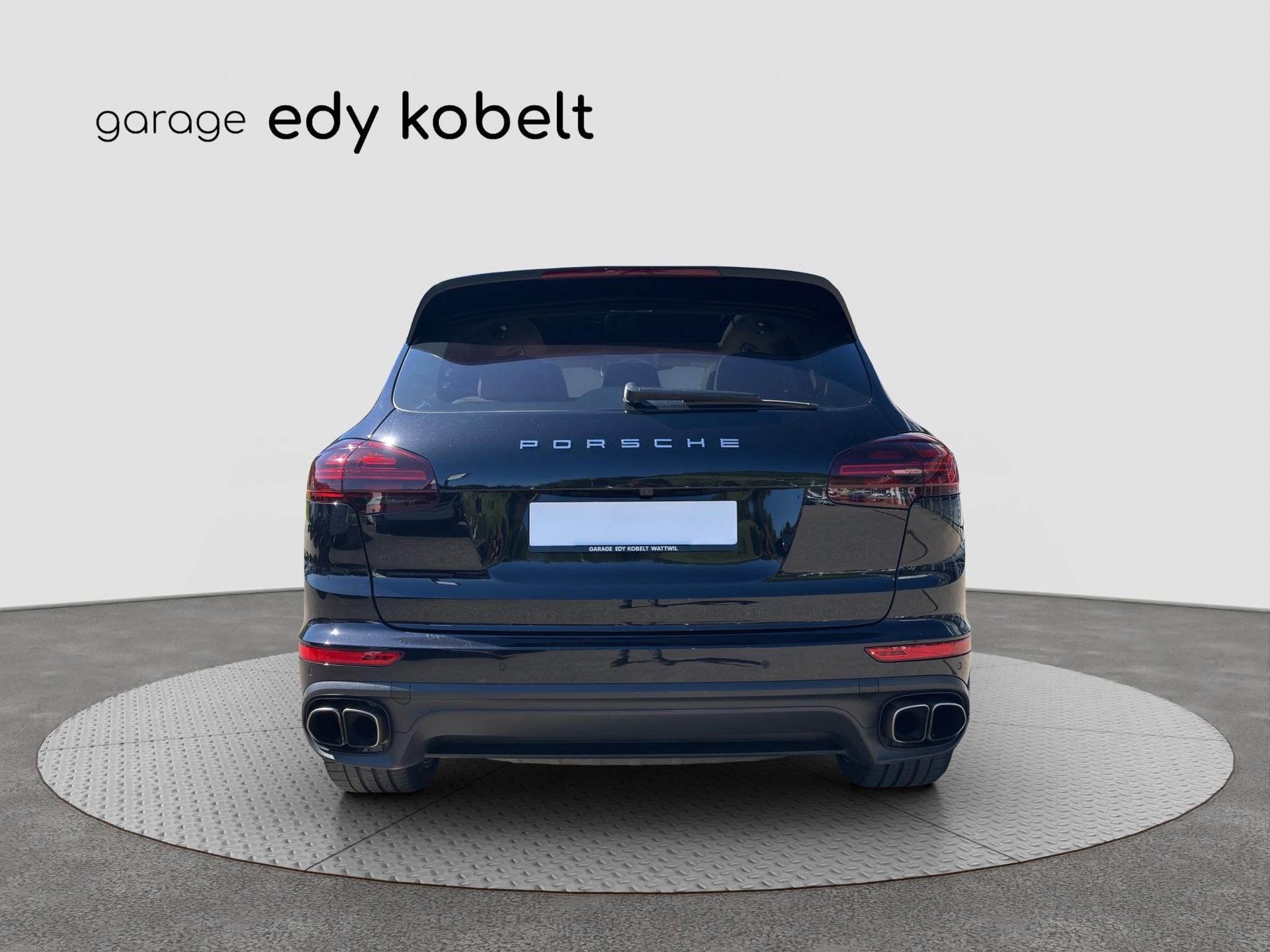 PORSCHE Cayenne 4.8 V8 Turbo TipT-image-18