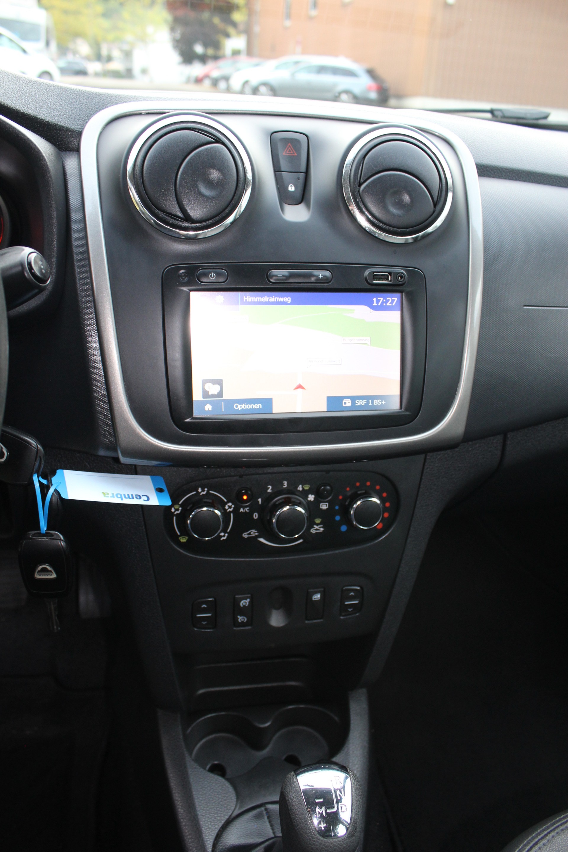 DACIA Logan MCV 0.9 Automatic-image-7