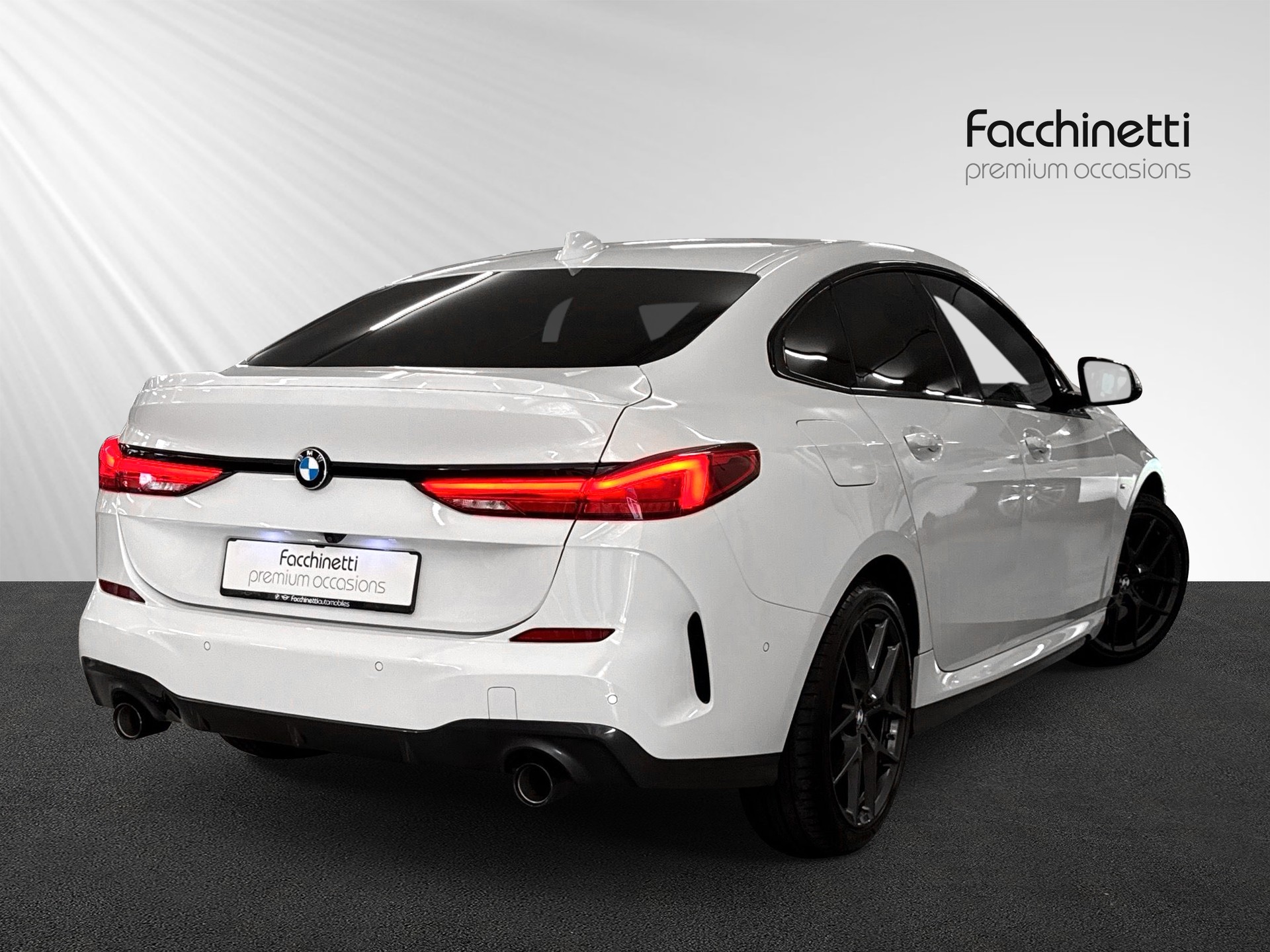 BMW 220i Gran Coupé M Sport Steptronic-image-2