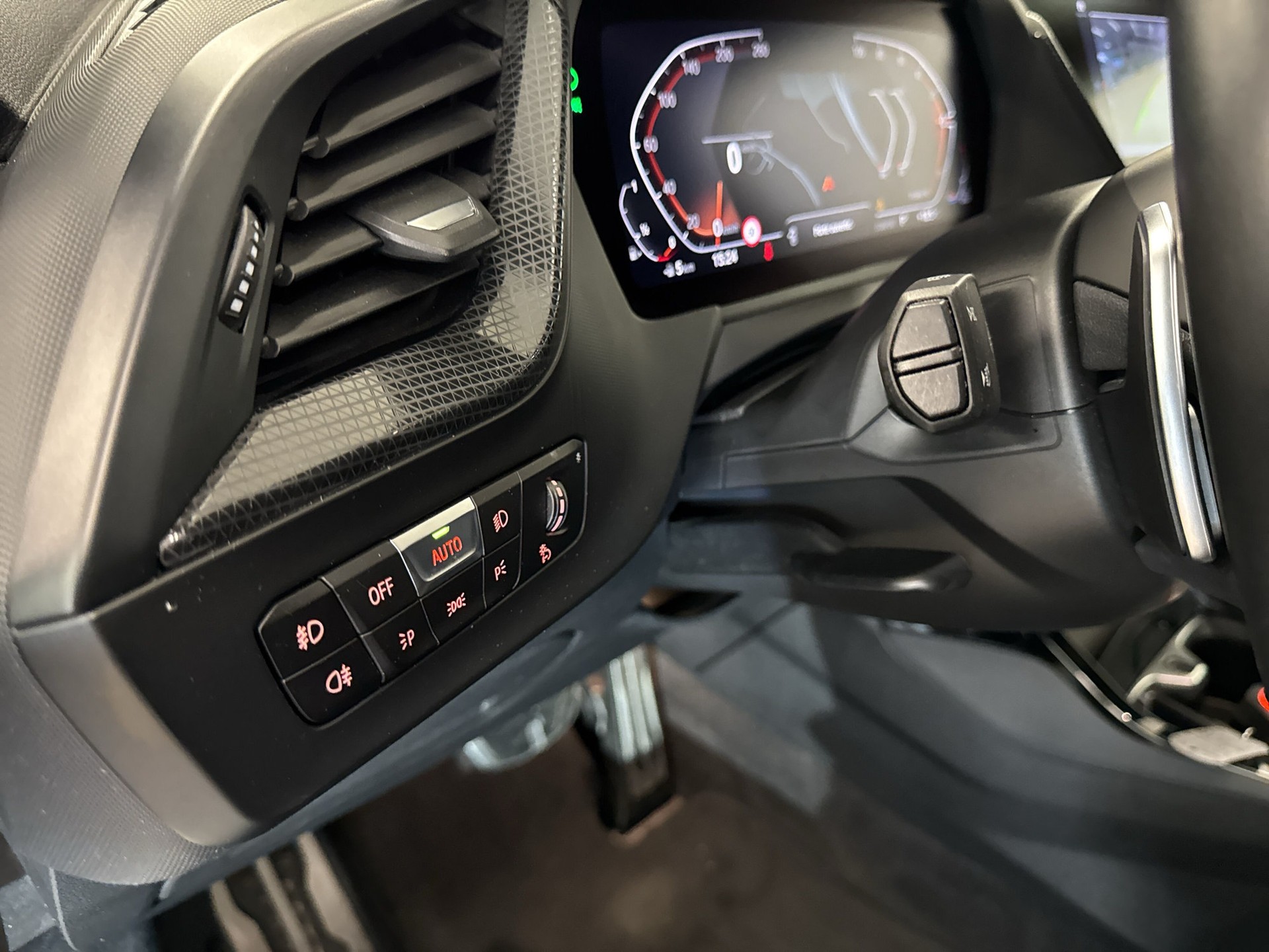 BMW 220i Gran Coupé M Sport Steptronic-image-19