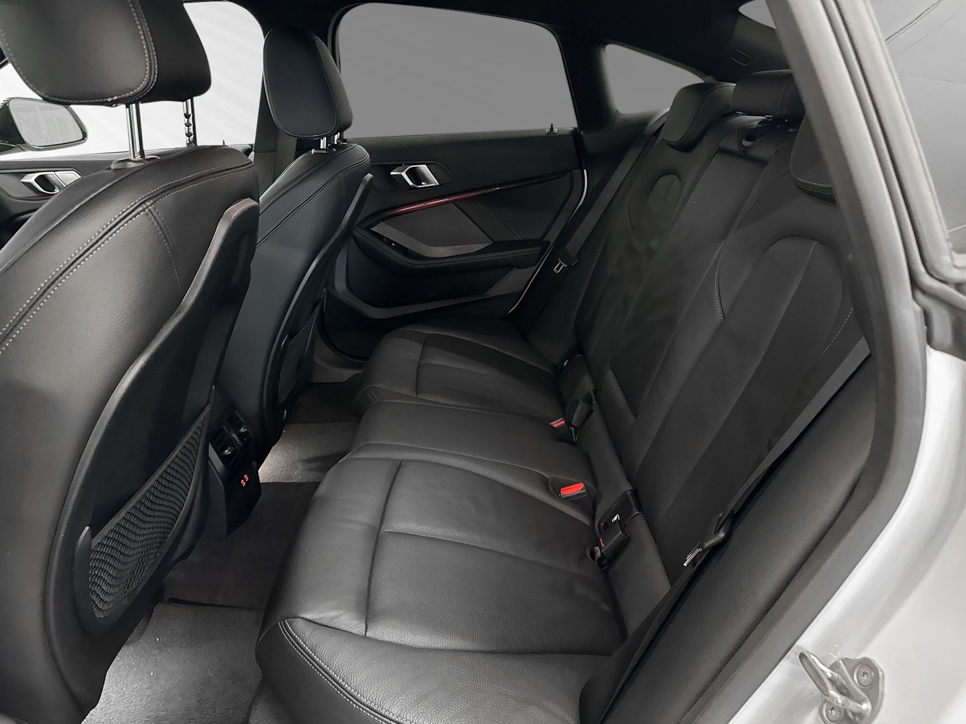 BMW 220i Gran Coupé M Sport Steptronic-image-6